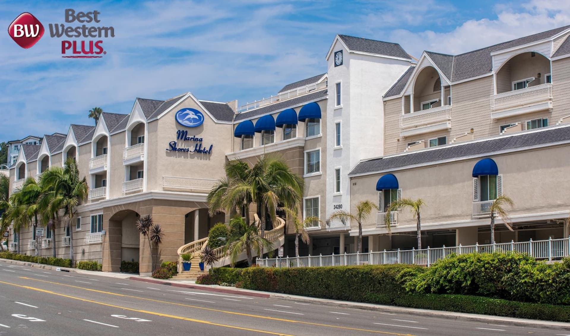 Best Western Plus Marina Shores Hotel interior in Dana Point, CA — gallery photo 2