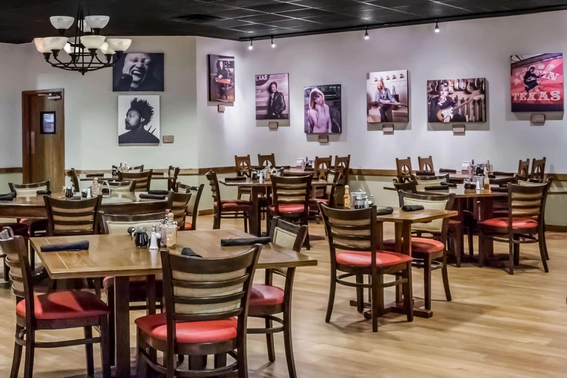 Wyndham Garden Hotel Austin gallery photo in Austin, TX — image 32