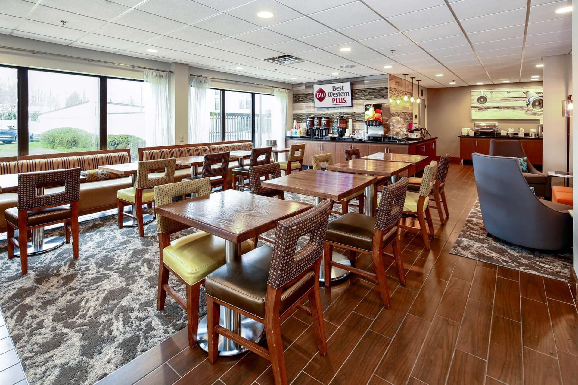 Best Western Plus Bellingham gallery photo in Bellingham, WA — image 28