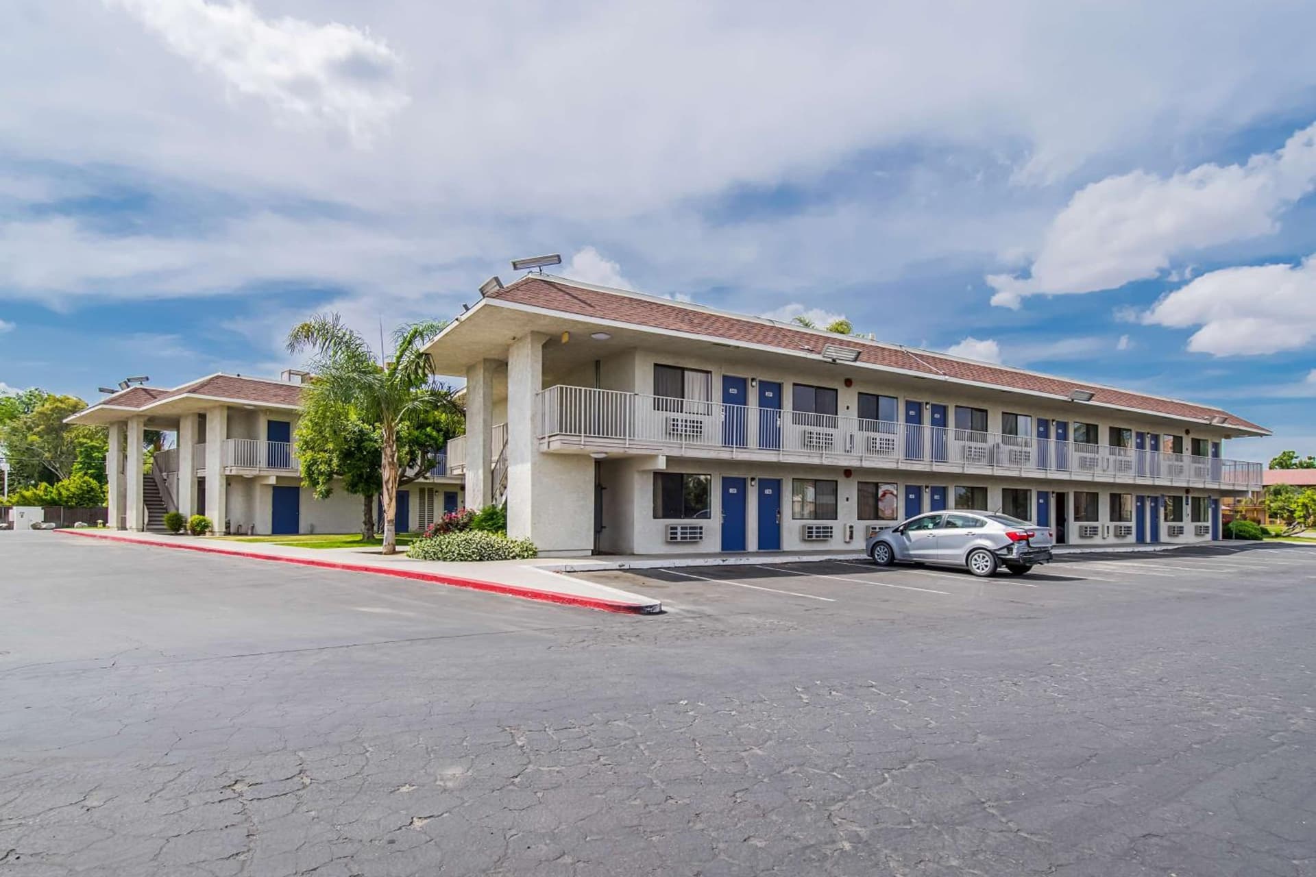 Motel 6-Bakersfield, CA - Airport gallery photo in Bakersfield, CA — image 21