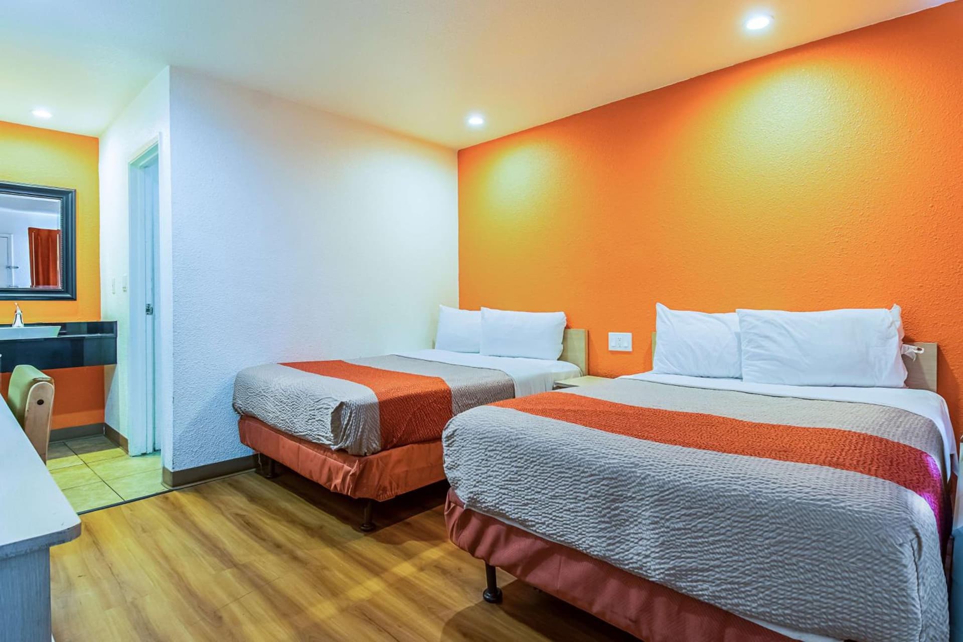 Motel 6-Bakersfield, CA - Airport gallery photo in Bakersfield, CA — image 47
