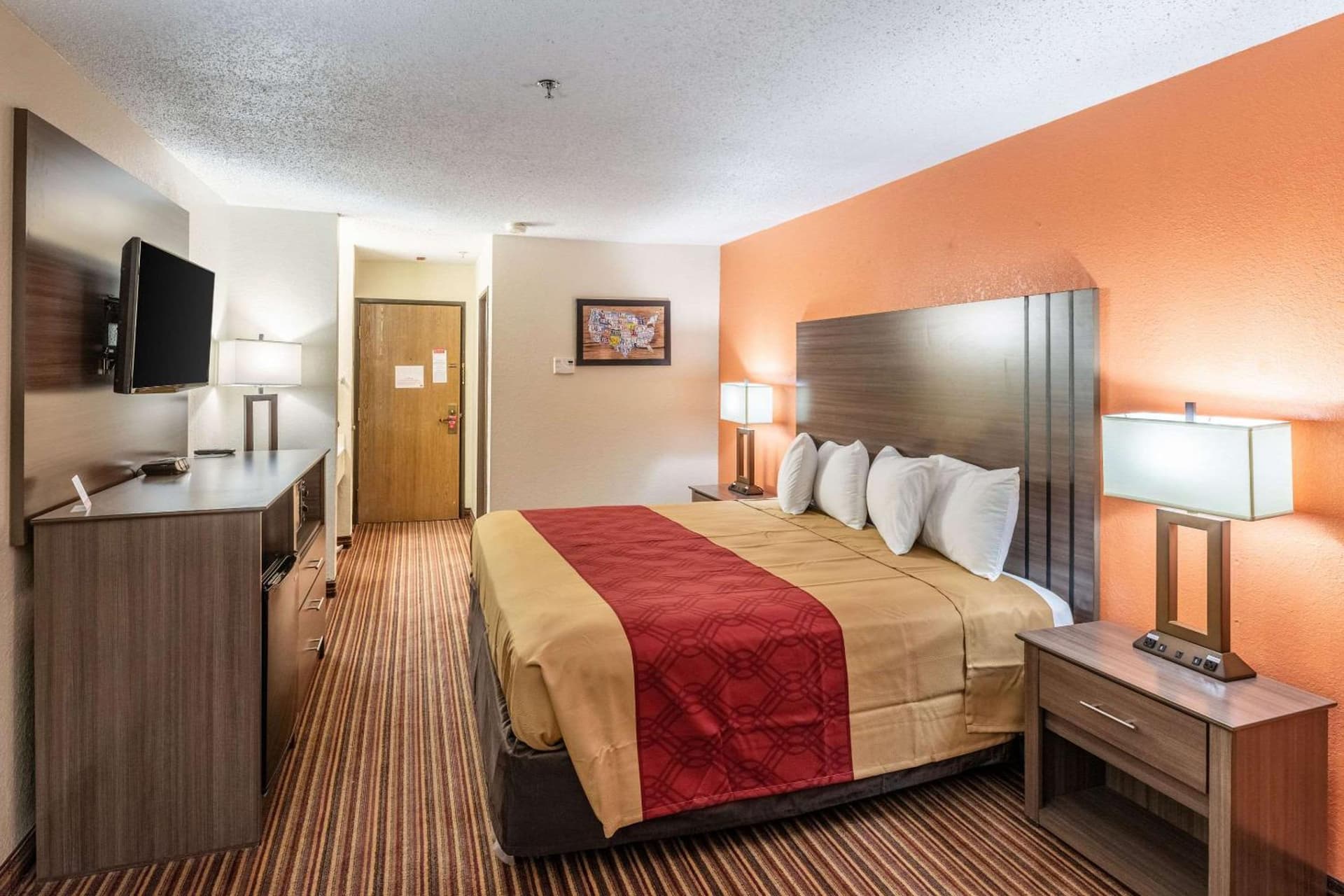 Econo Lodge Inn & Suites Mckinney - Plano North gallery photo in McKinney, TX — image 23