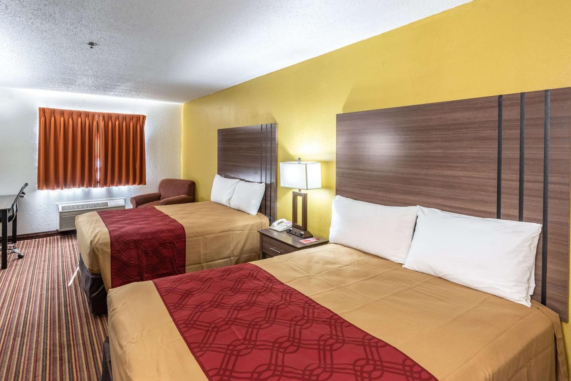 Econo Lodge Inn & Suites Mckinney - Plano North gallery photo in McKinney, TX — image 15