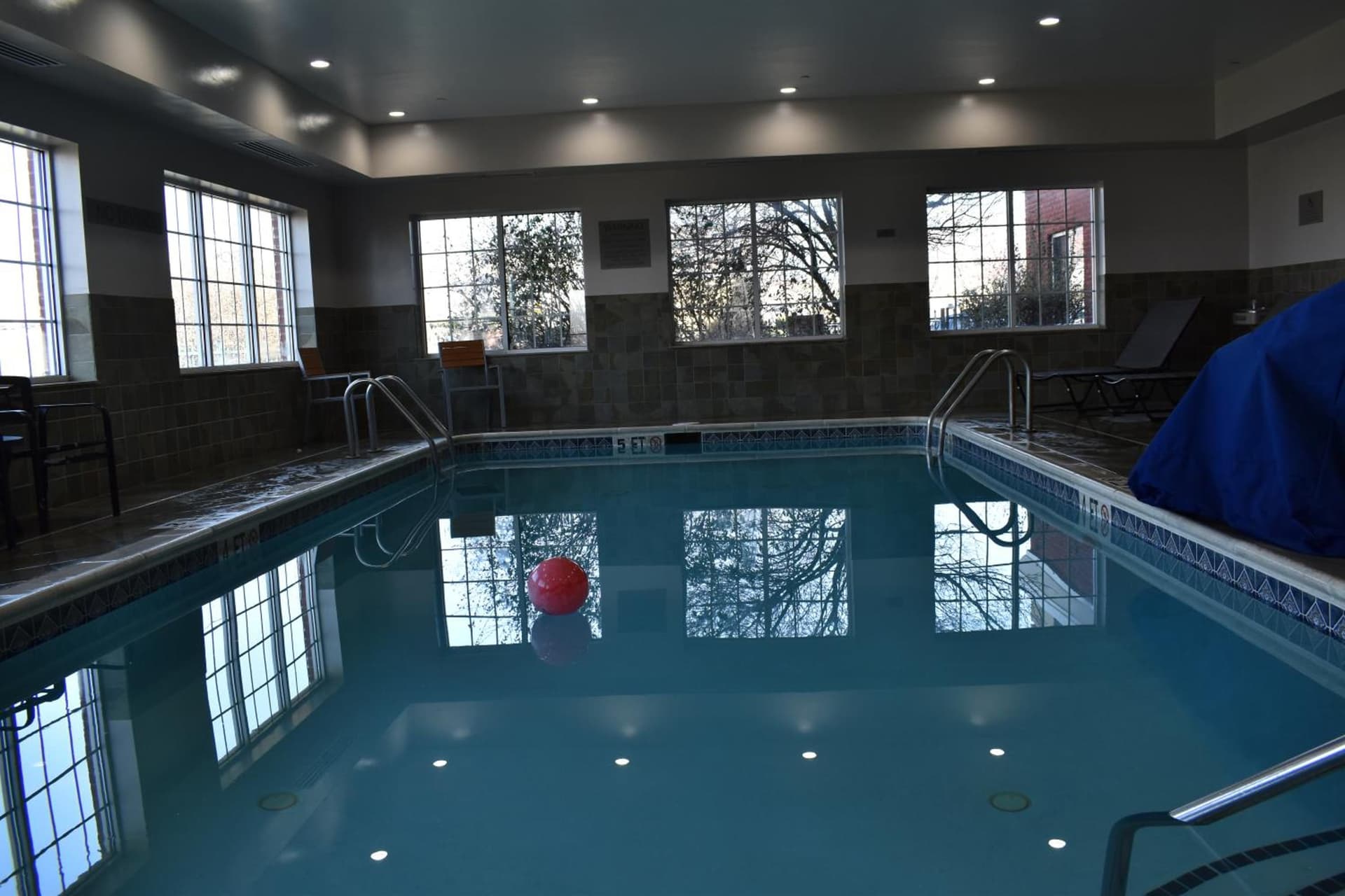 Country Inn & Suites by Radisson, Hagerstown, MD gallery photo in Hagerstown, MD — image 83