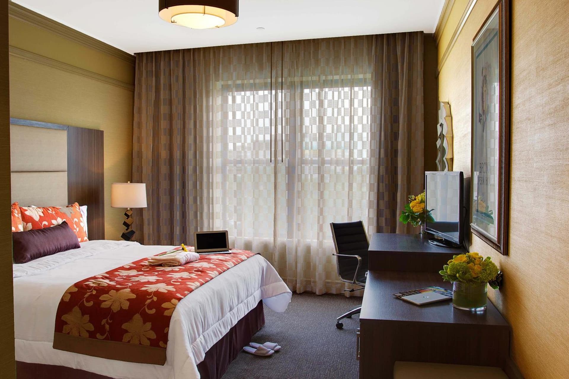 Opera House Hotel gallery photo in Bronx, NY — image 34