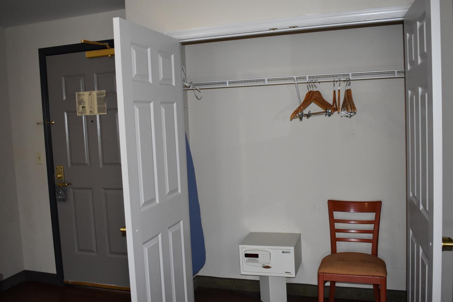 Country Inn & Suites by Radisson, Hagerstown, MD gallery photo in Hagerstown, MD — image 31