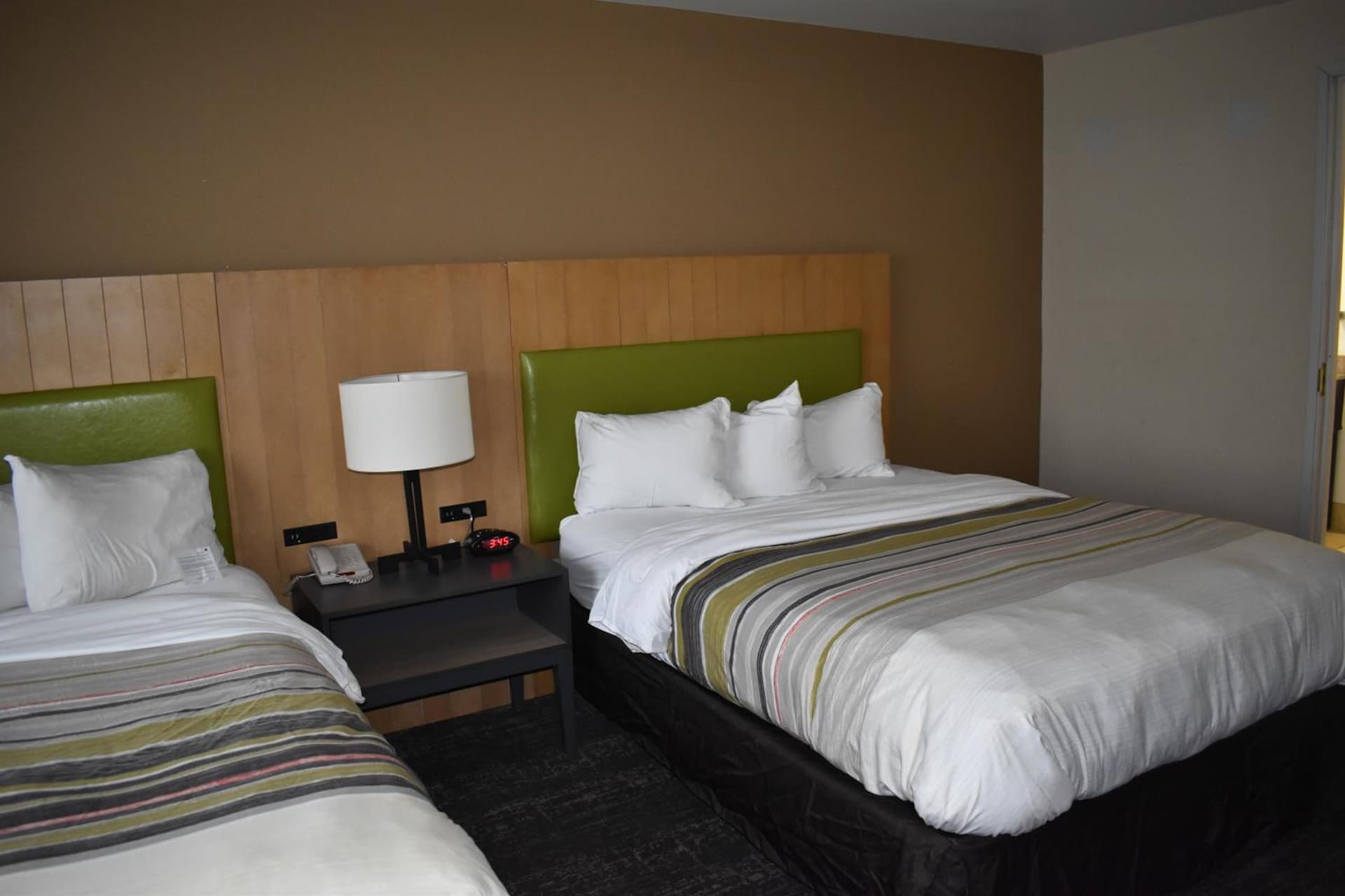 Country Inn & Suites by Radisson, Hagerstown, MD gallery photo in Hagerstown, MD — image 39