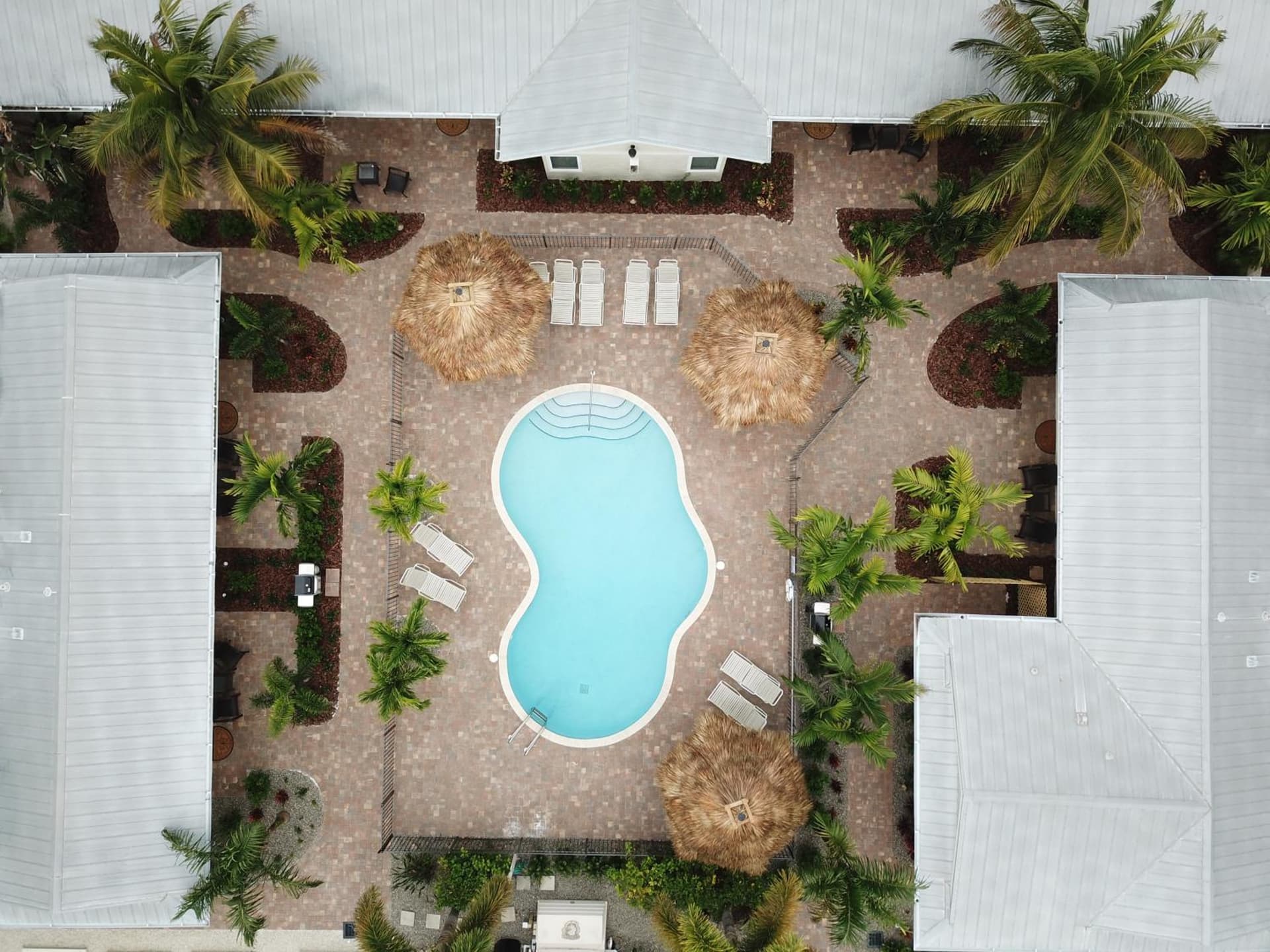 Twin Palms at Siesta gallery photo in Siesta Key, FL — image 9