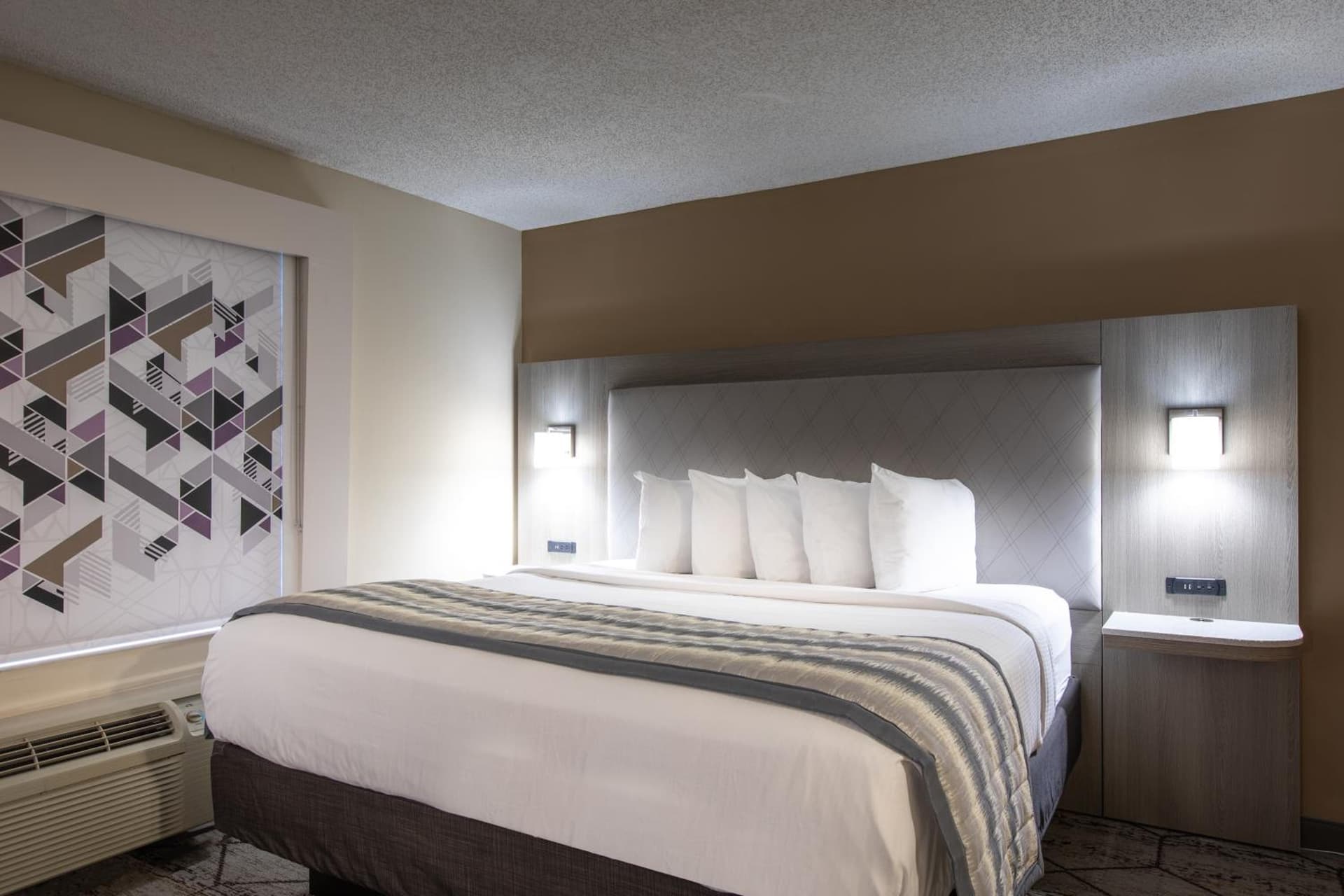 Wingate by Wyndham Charlotte Concord Mills/Speedway gallery photo in Concord, NC — image 64