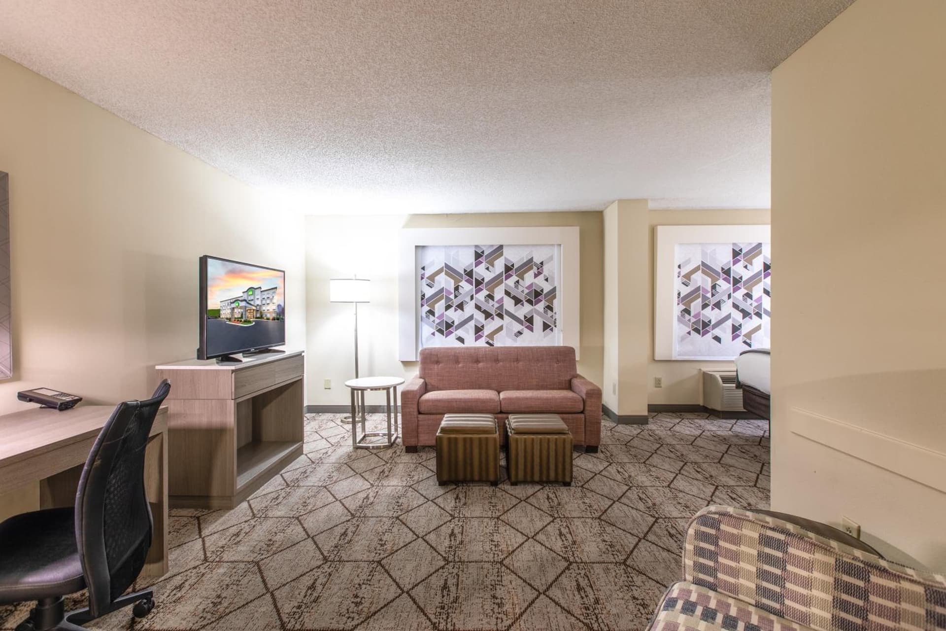 Wingate by Wyndham Charlotte Concord Mills/Speedway gallery photo in Concord, NC — image 94