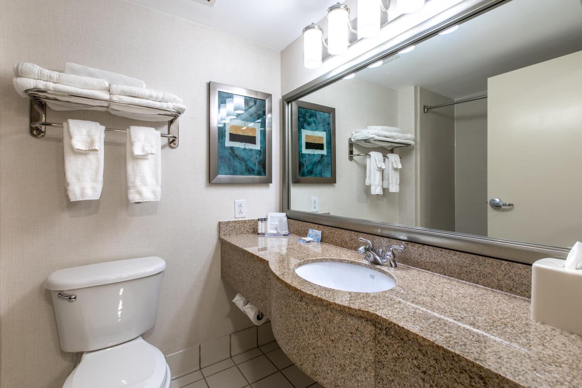 Wingate by Wyndham Charlotte Concord Mills/Speedway gallery photo in Concord, NC — image 114