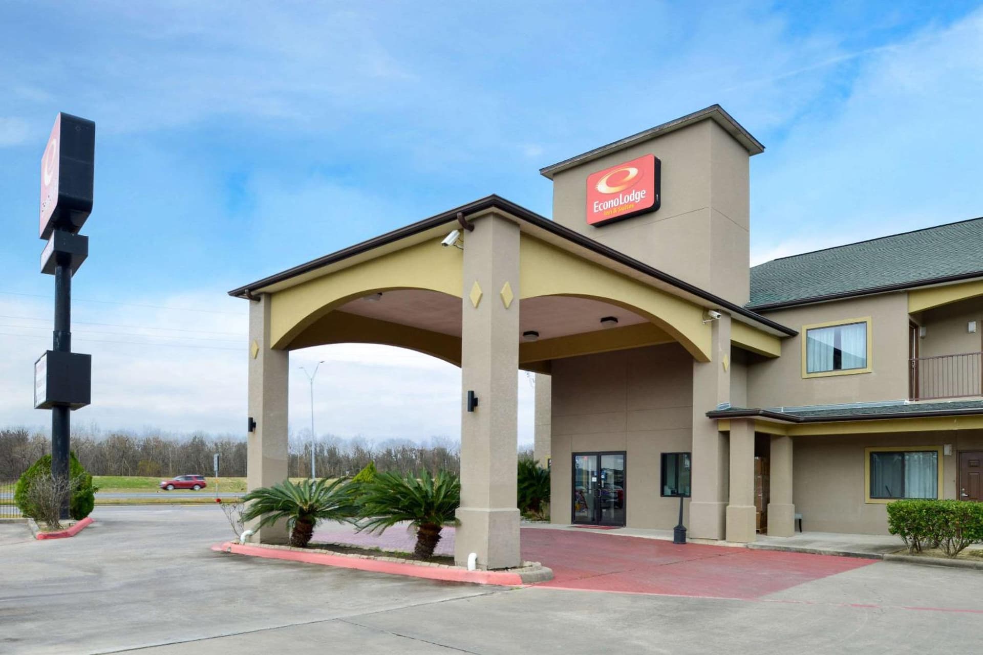 Econo Lodge Inn & Suites Port Arthur near Sabine Pass interior in Port Arthur, TX — gallery photo 2
