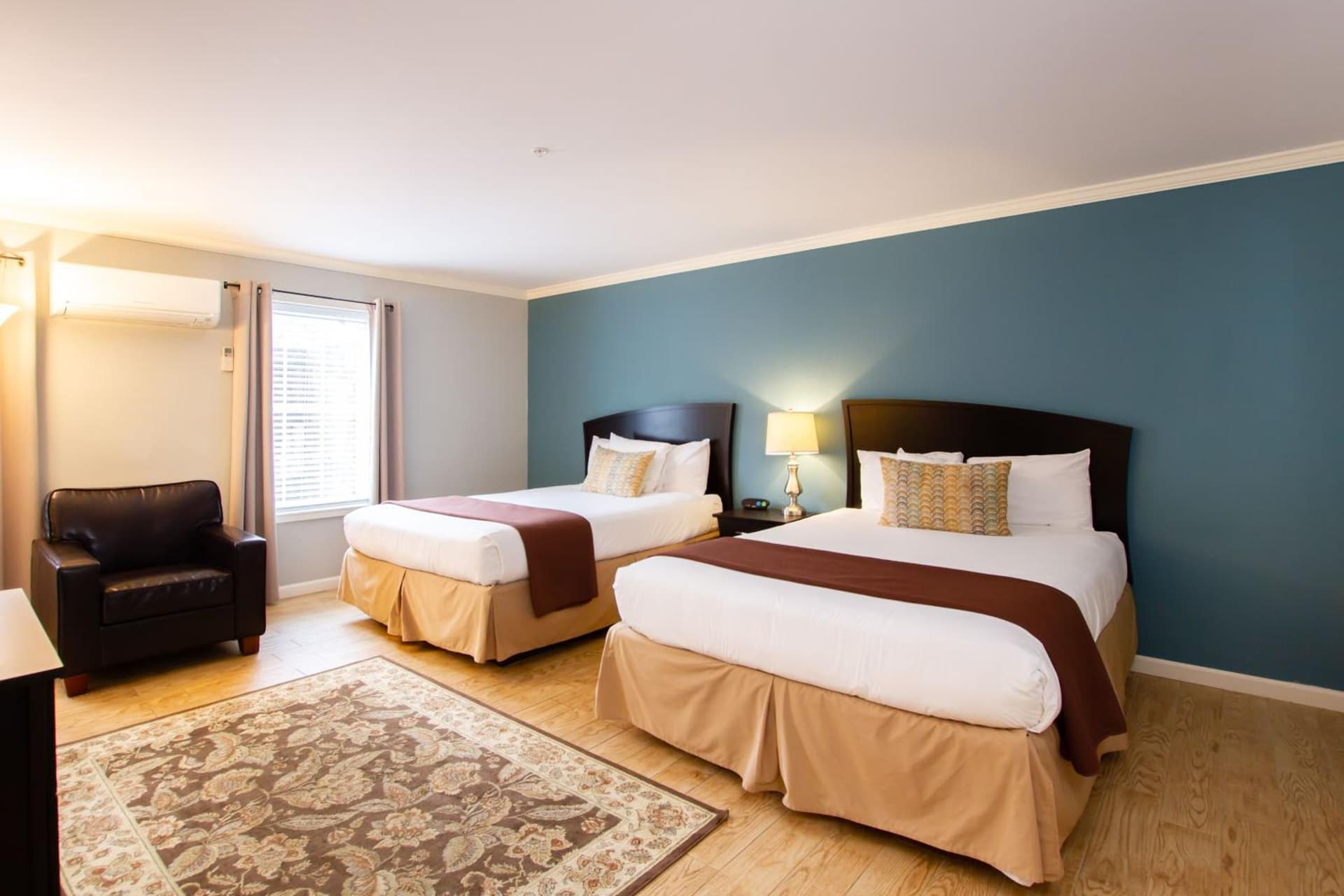 The Dahlonega Square Hotel gallery photo in Dahlonega, GA — image 36