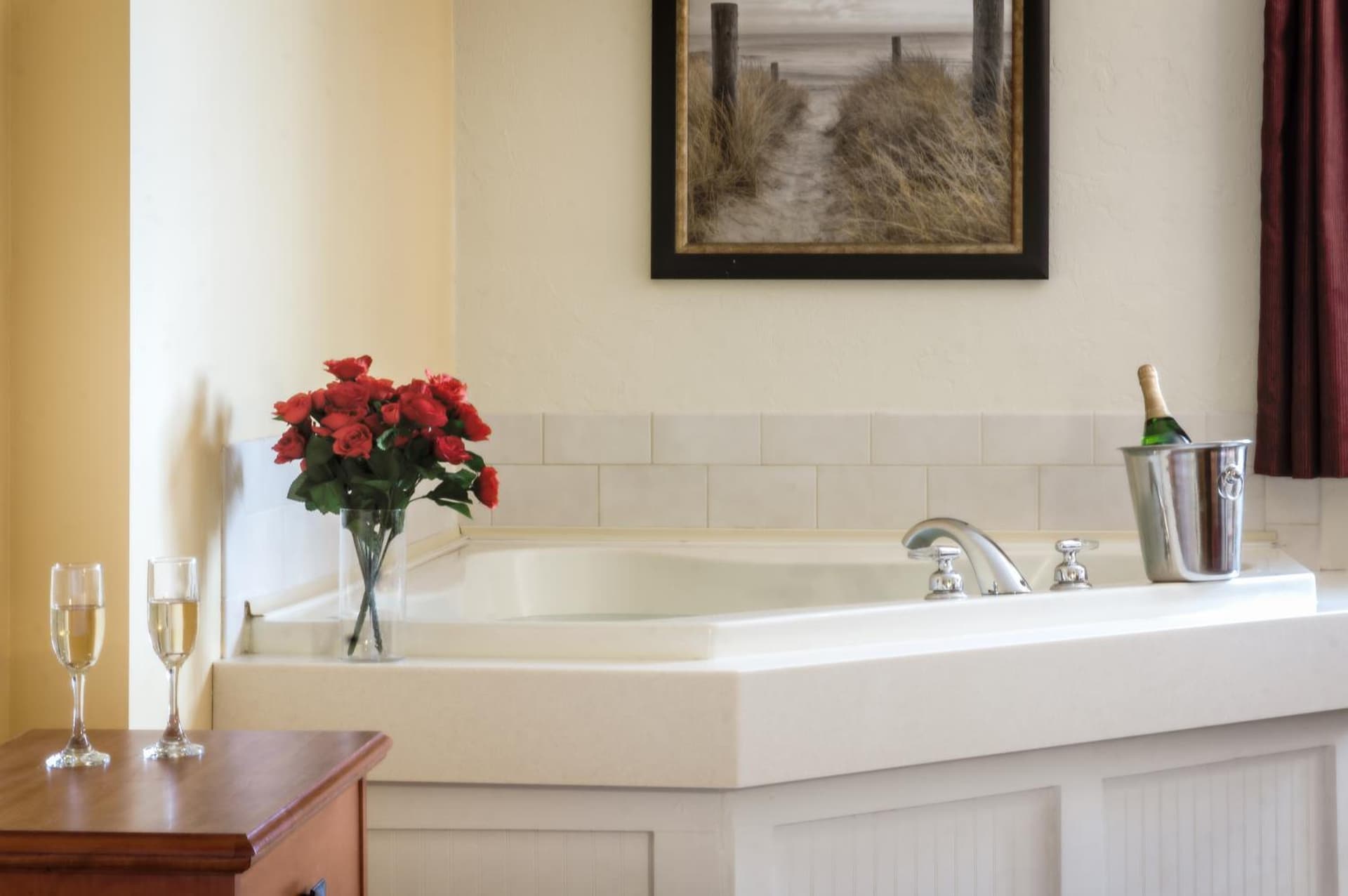 Bayside Resort Hotel gallery photo in West Yarmouth, MA — image 38