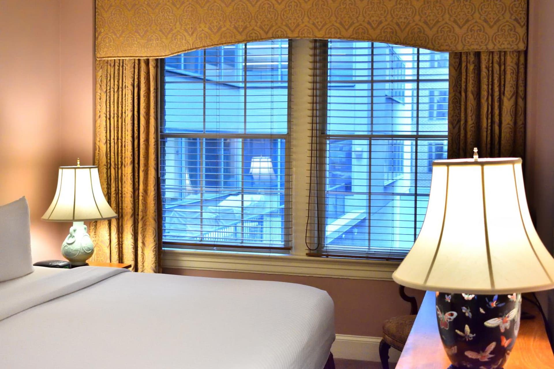 Hotel Lombardy gallery photo in Washington, DC — image 12