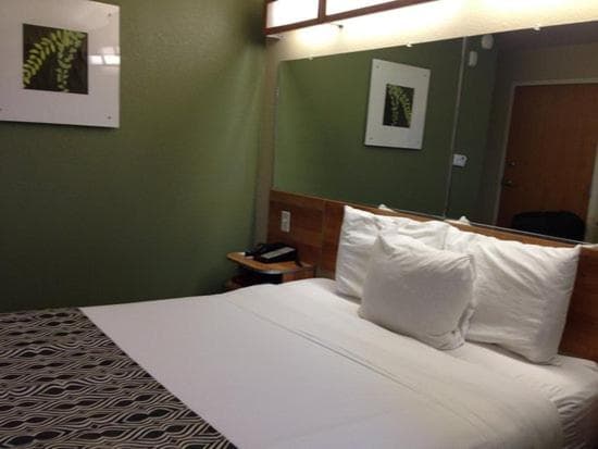 Microtel Inn & Suites by Wyndham Saraland gallery photo in Saraland, AL — image 32