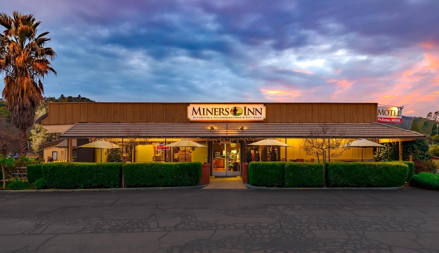Miners Inn exterior or lobby in Mariposa, CA — main listing photo