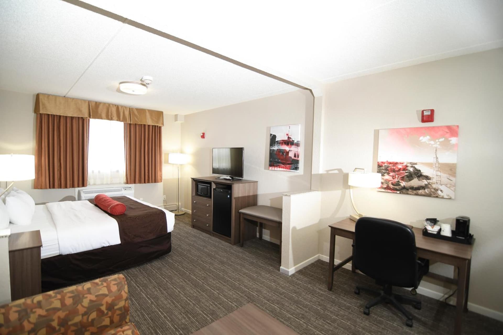 Best Western Plus Sandusky Hotel & Suites gallery photo in Sandusky, OH — image 7