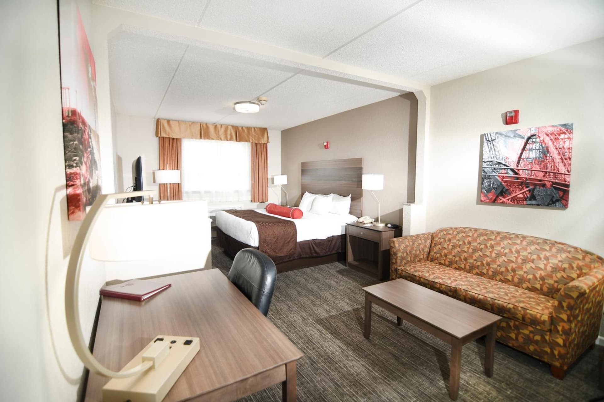 Best Western Plus Sandusky Hotel & Suites gallery photo in Sandusky, OH — image 38