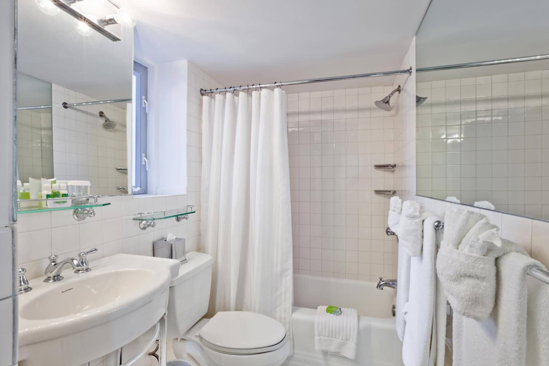 State Plaza Hotel gallery photo in Washington, DC — image 17