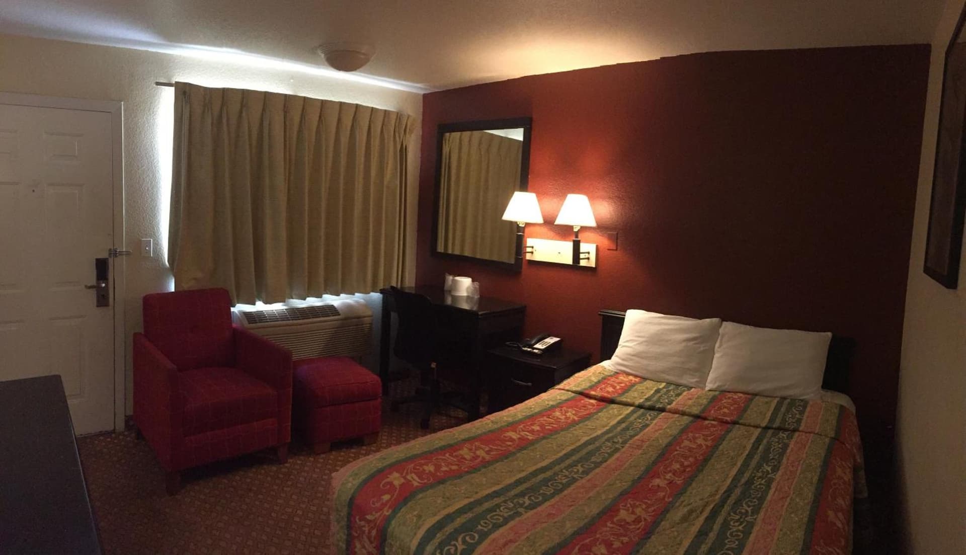 Hilltop Inn & Suites gallery photo in Victorville, CA — image 24