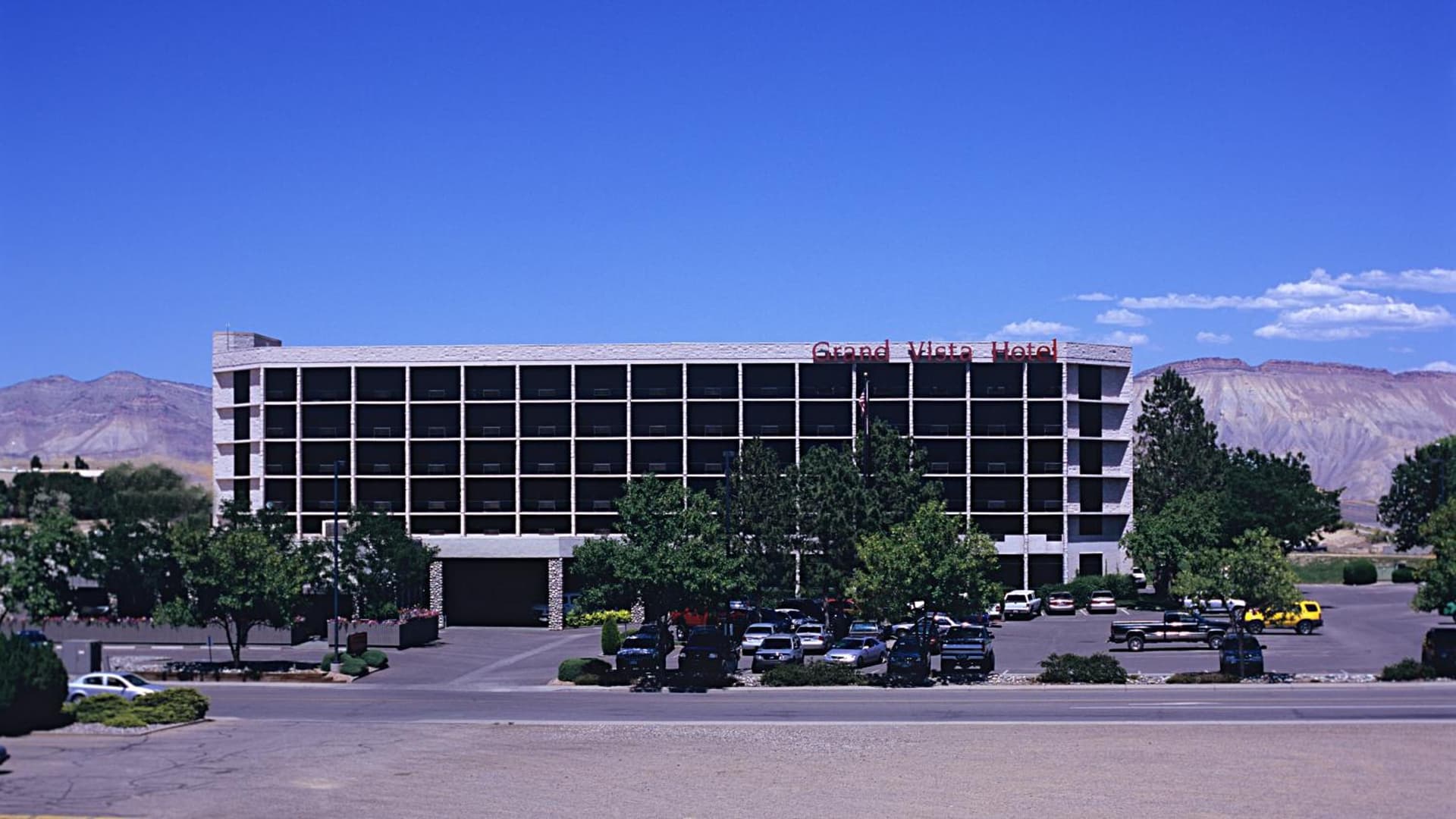 Grand Vista Hotel Grand Junction interior in Grand Junction, CO — gallery photo 2