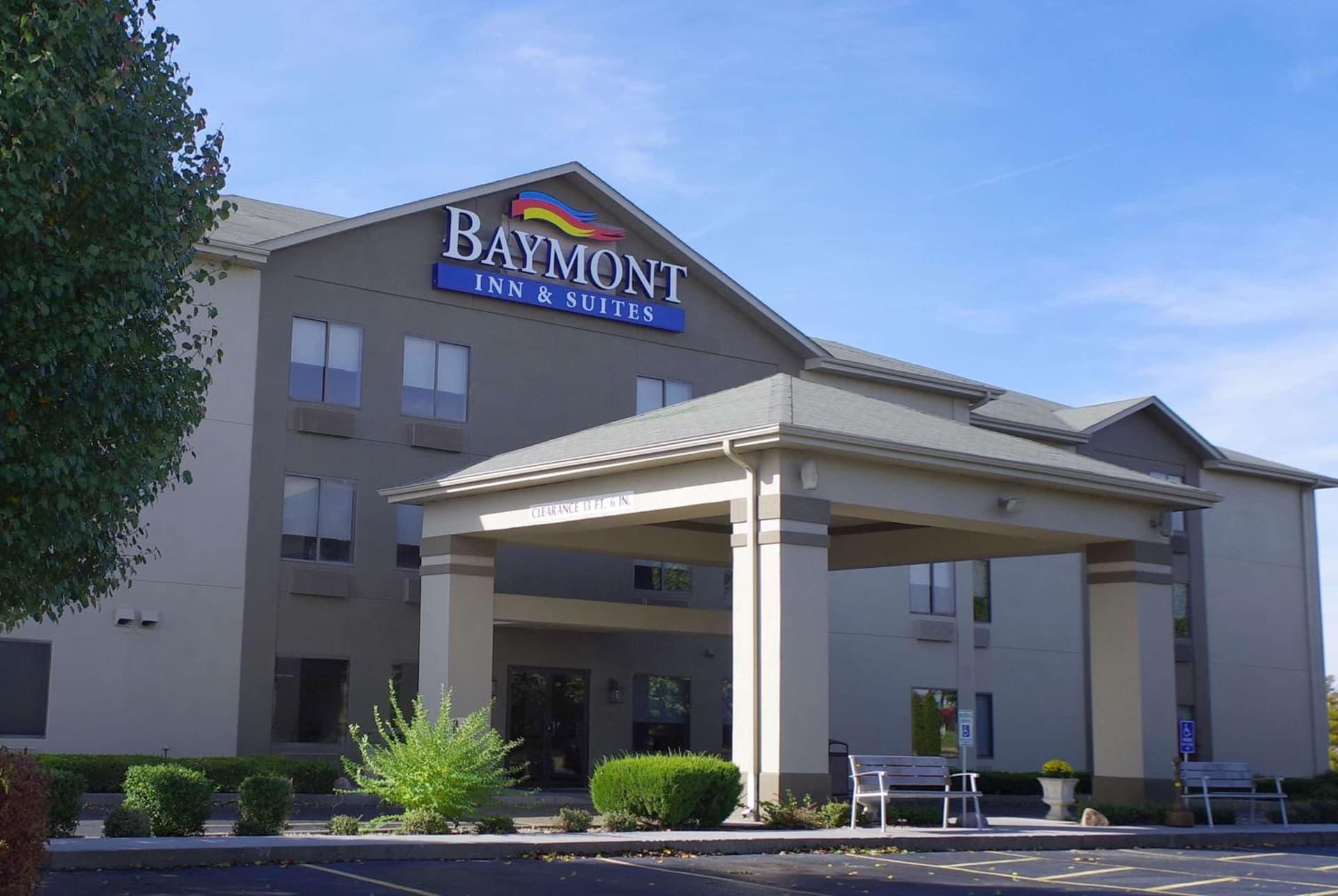 Baymont by Wyndham O'Fallon St. Louis Area interior in O'Fallon, IL — gallery photo 2