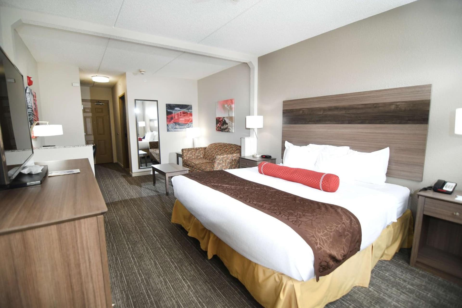 Best Western Plus Sandusky Hotel & Suites gallery photo in Sandusky, OH — image 19