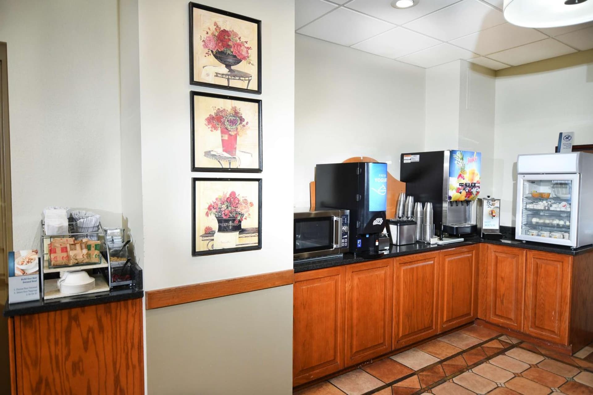 Best Western Plus Sandusky Hotel & Suites gallery photo in Sandusky, OH — image 65