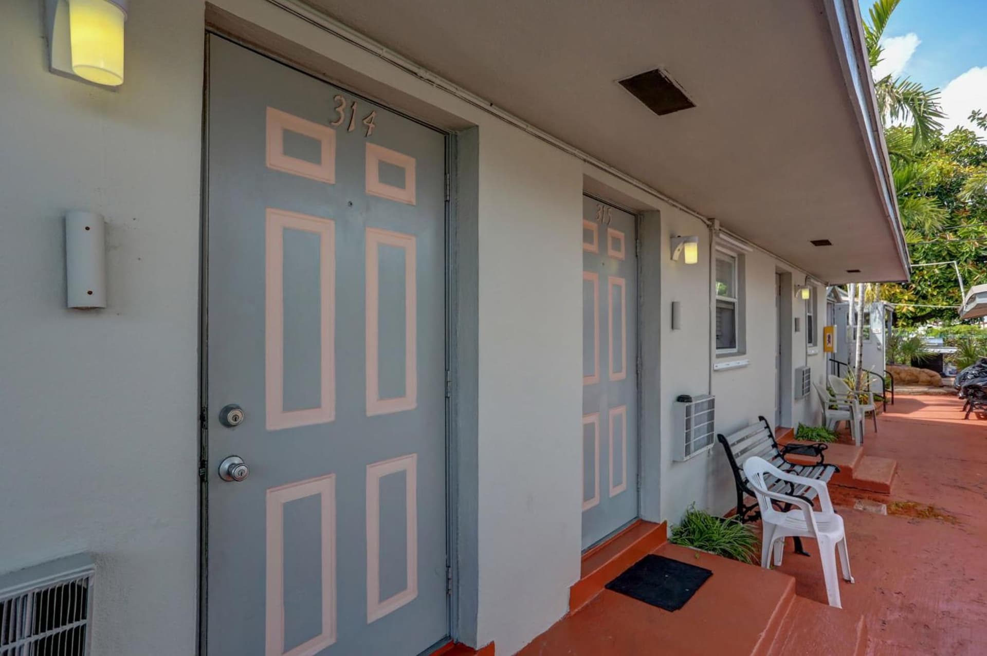 Richard's Motel Extended Stay — hotel in Hallandale Beach, Florida