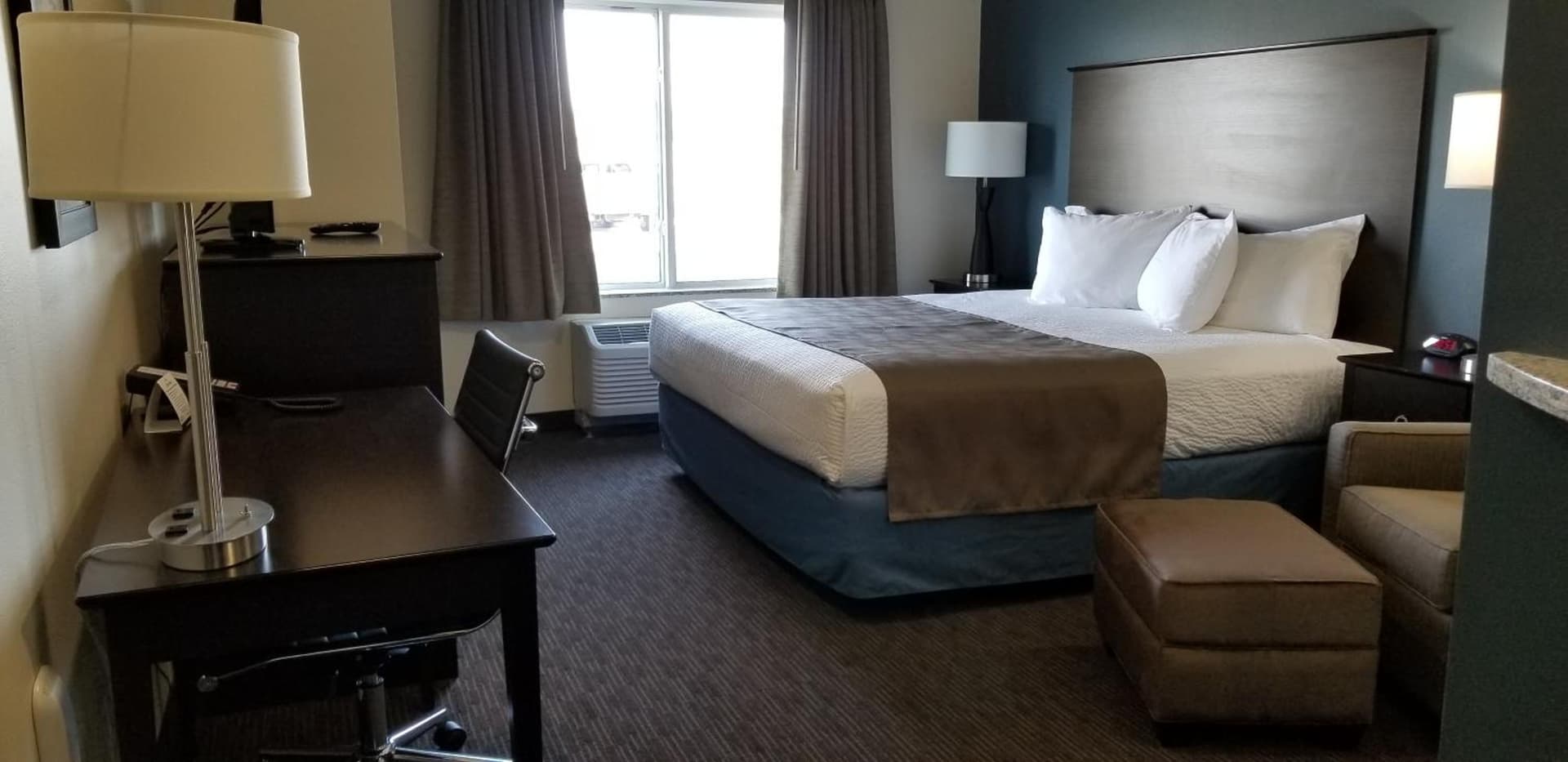 AmericInn by Wyndham Sioux Falls North gallery photo in Sioux Falls, SD — image 4