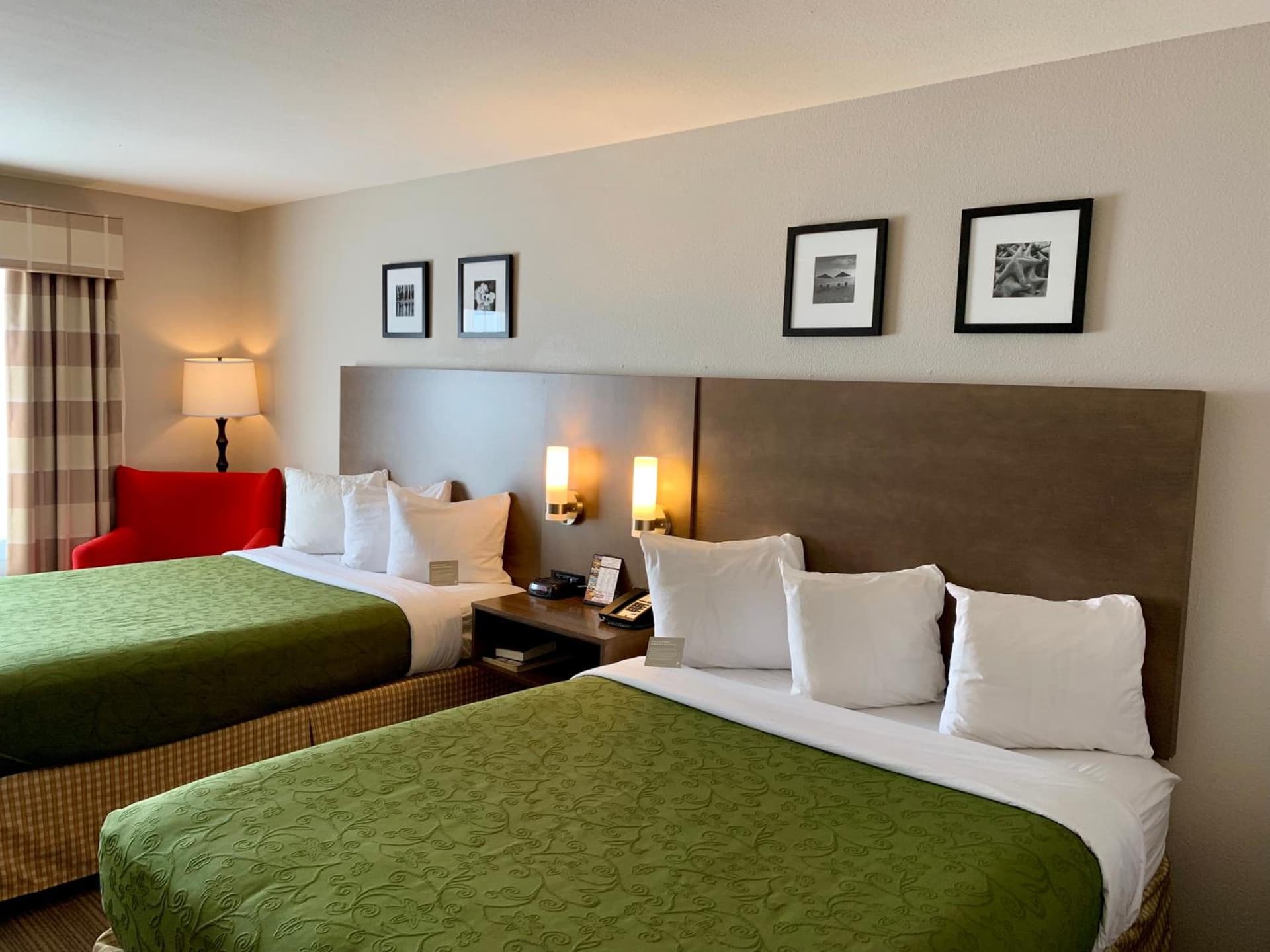 Country Inn & Suites by Radisson Kenosha - Pleasant Prairie gallery photo in Kenosha, WI — image 21