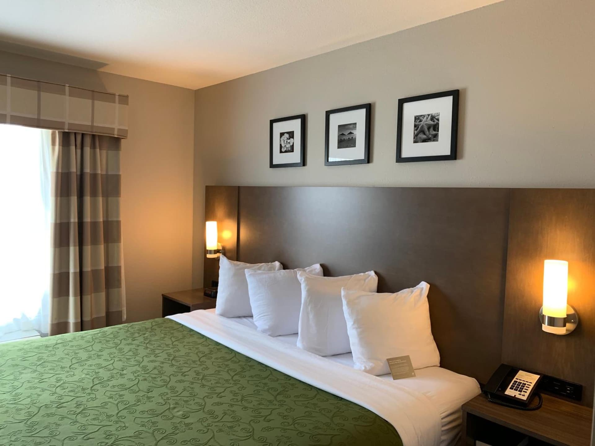 Country Inn & Suites by Radisson Kenosha - Pleasant Prairie gallery photo in Kenosha, WI — image 41
