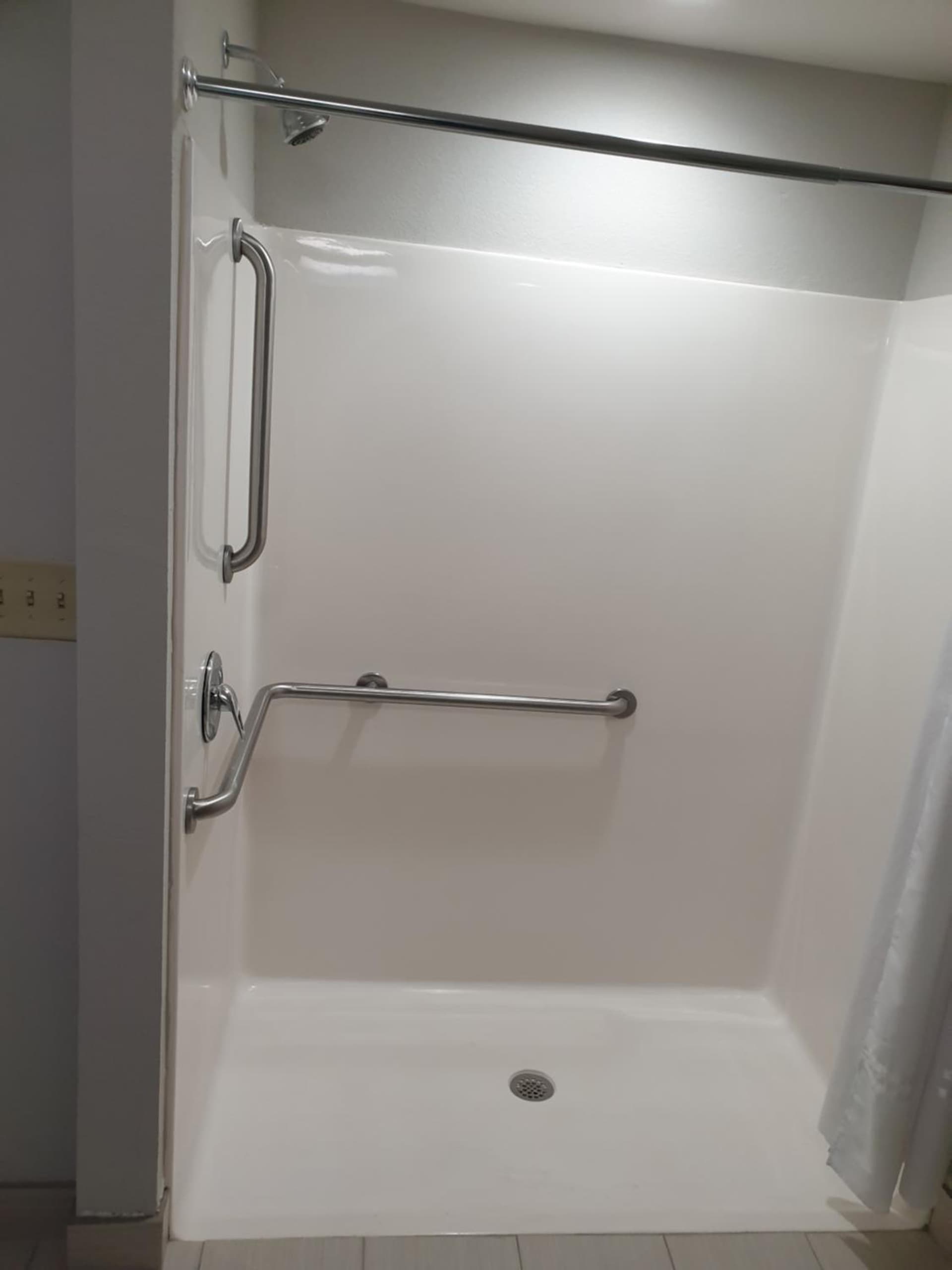 Microtel Inn & Suites by Wyndham Augusta/Riverwatch property views in Augusta, GA — gallery photo 3