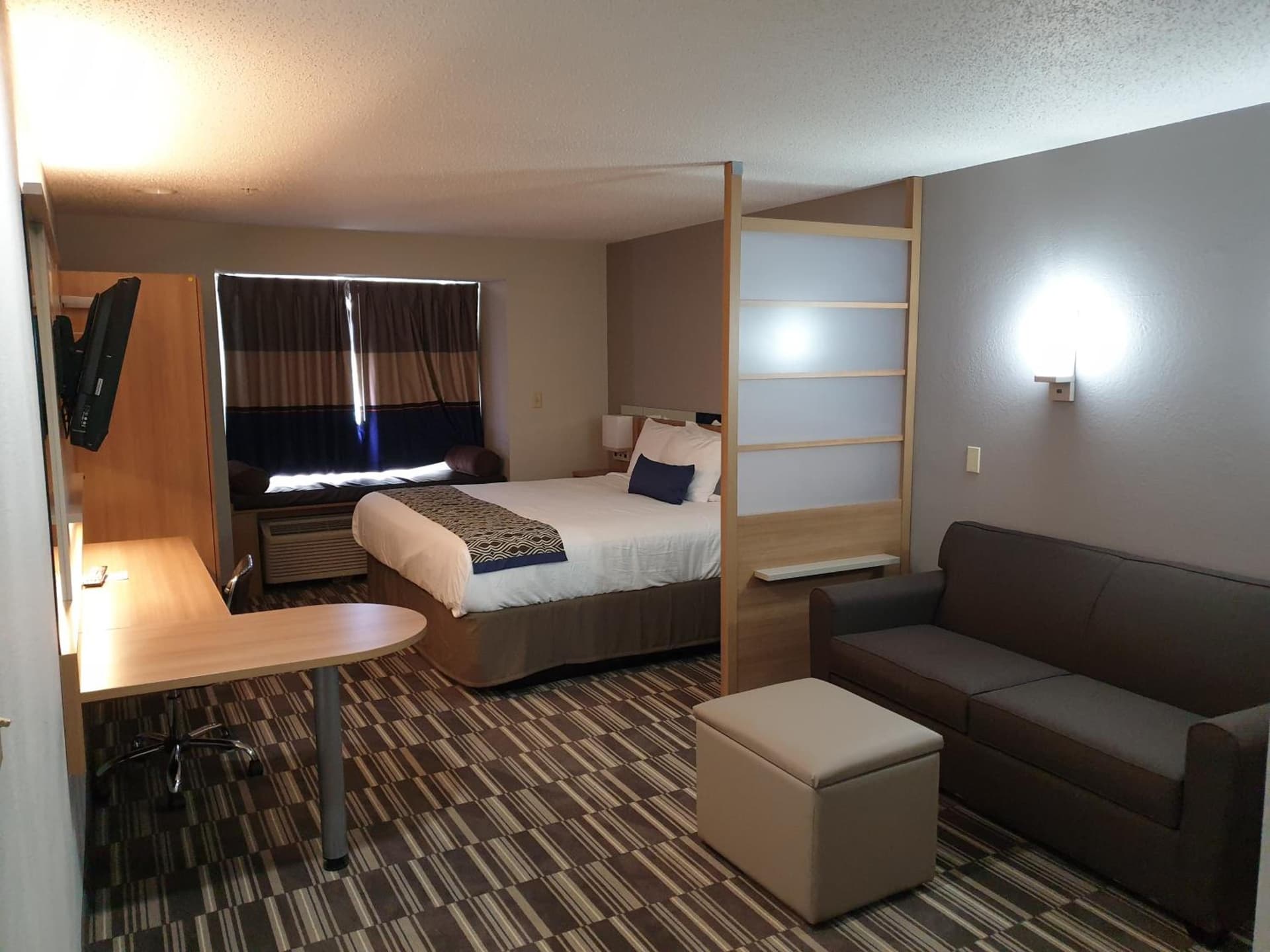 Microtel Inn & Suites by Wyndham Augusta/Riverwatch property views in Augusta, GA — gallery photo 3