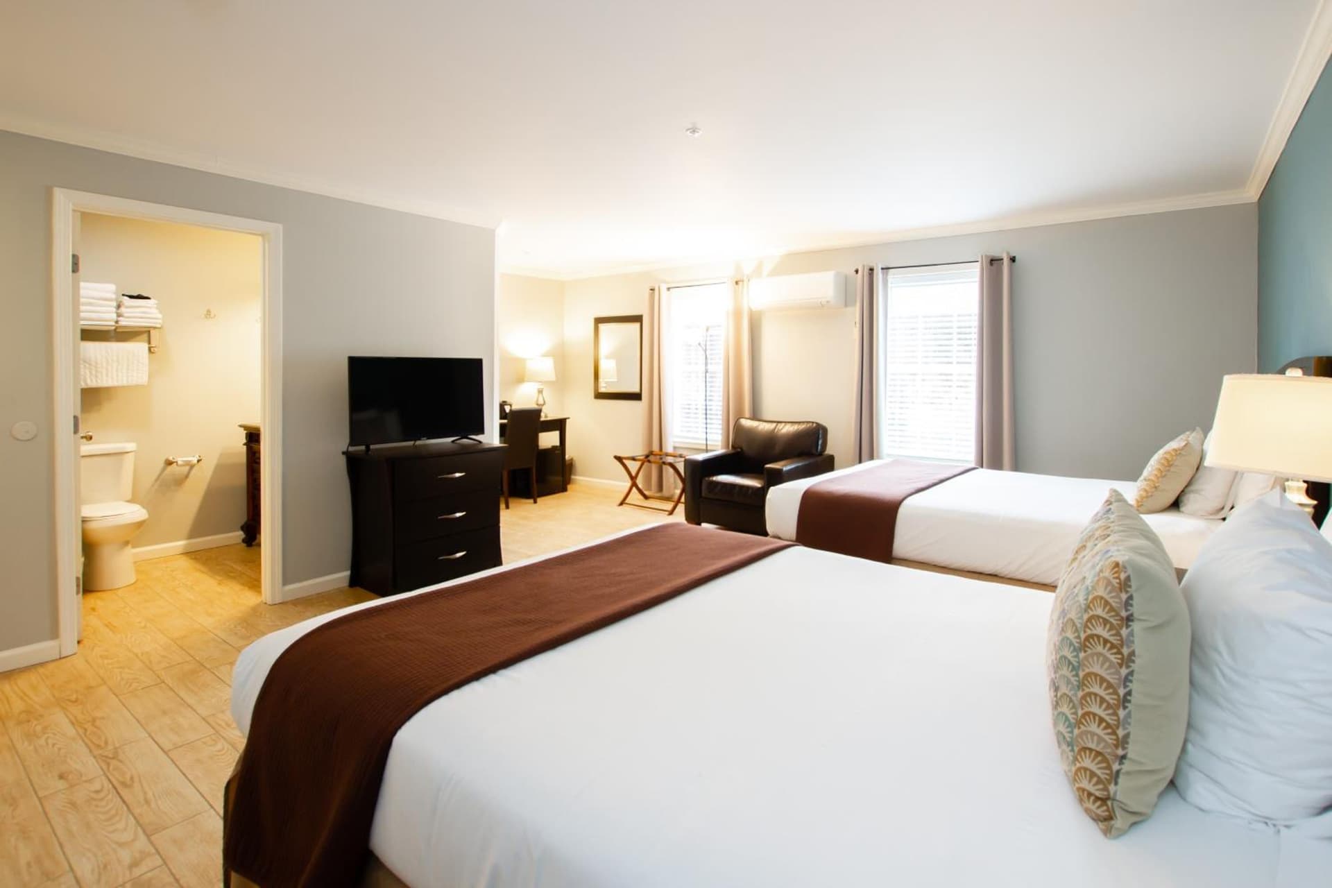 The Dahlonega Square Hotel gallery photo in Dahlonega, GA — image 38