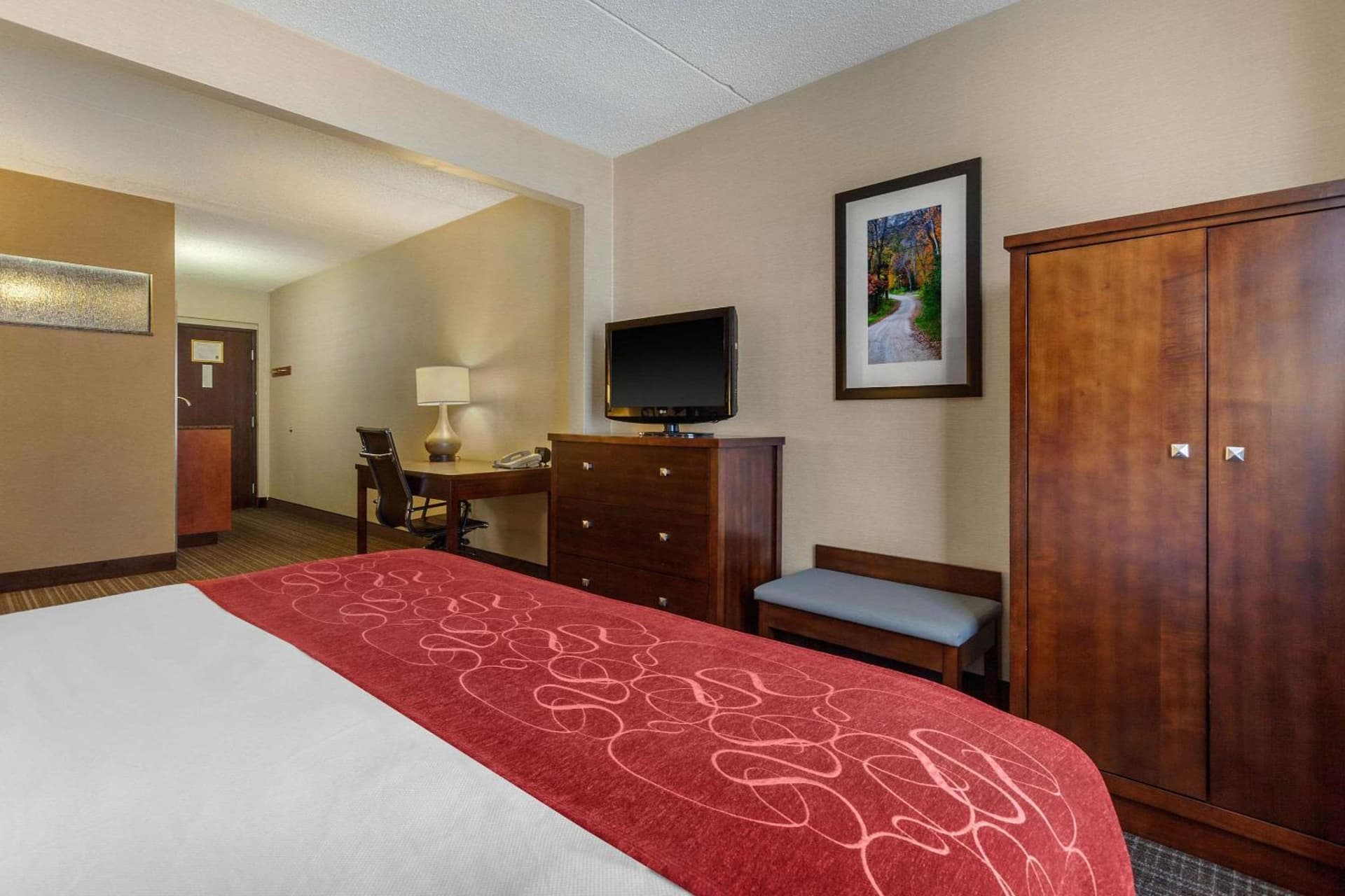 Comfort Suites Green Bay West gallery photo in Green Bay, WI — image 20