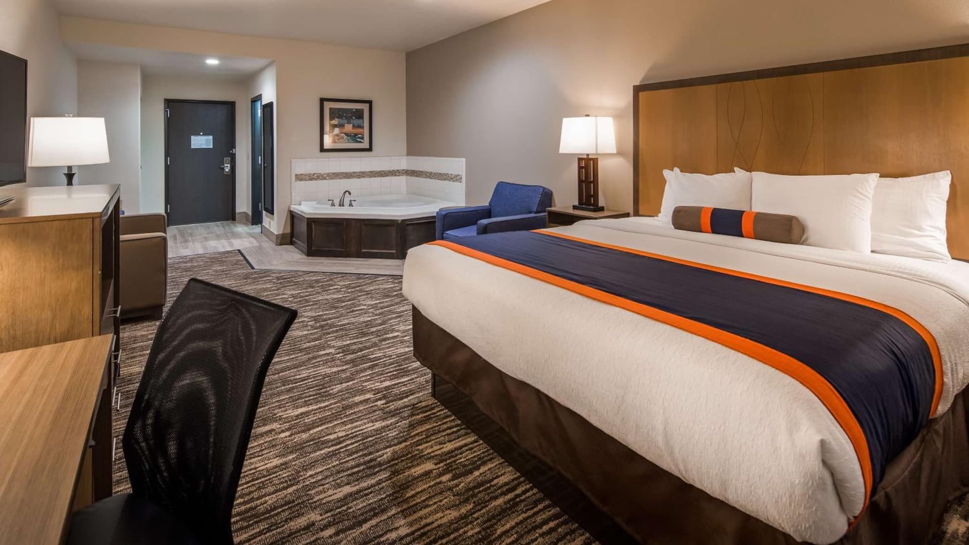 Best Western Plus Ardmore Inn & Suites property views in Ardmore, OK — gallery photo 3