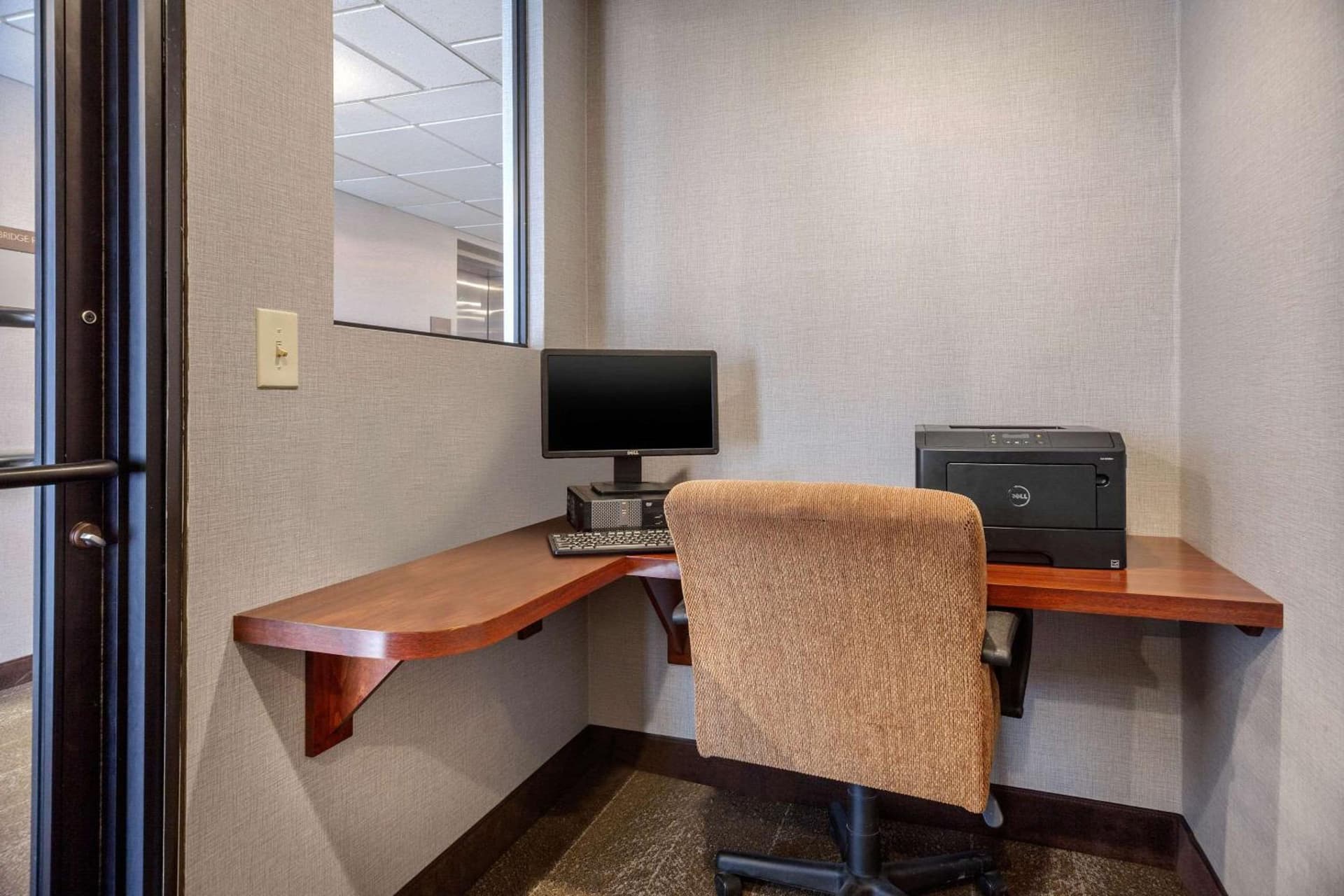 Comfort Suites Green Bay West gallery photo in Green Bay, WI — image 33