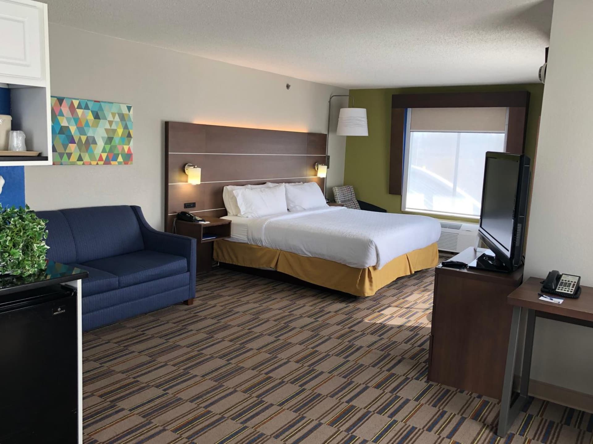 Holiday Inn Express and Suites Quakertown - Allentown Area by IHG property views in Quakertown, PA — gallery photo 3
