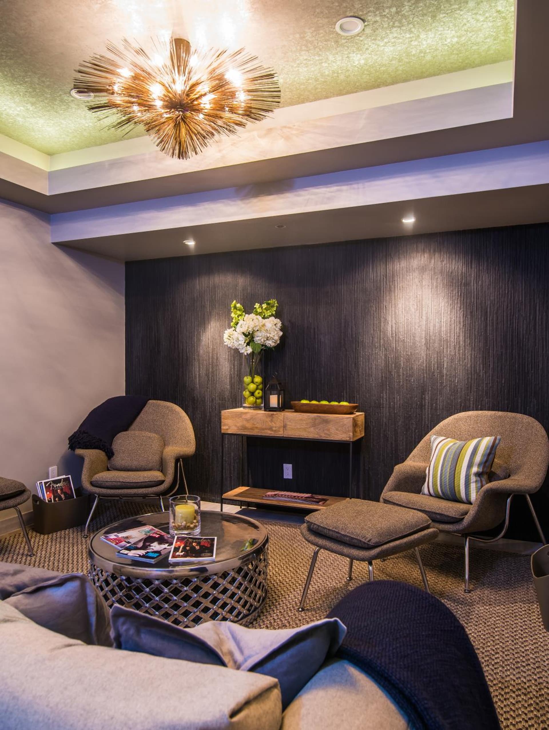 Hotel Zoso interior in Palm Springs, CA — gallery photo 2