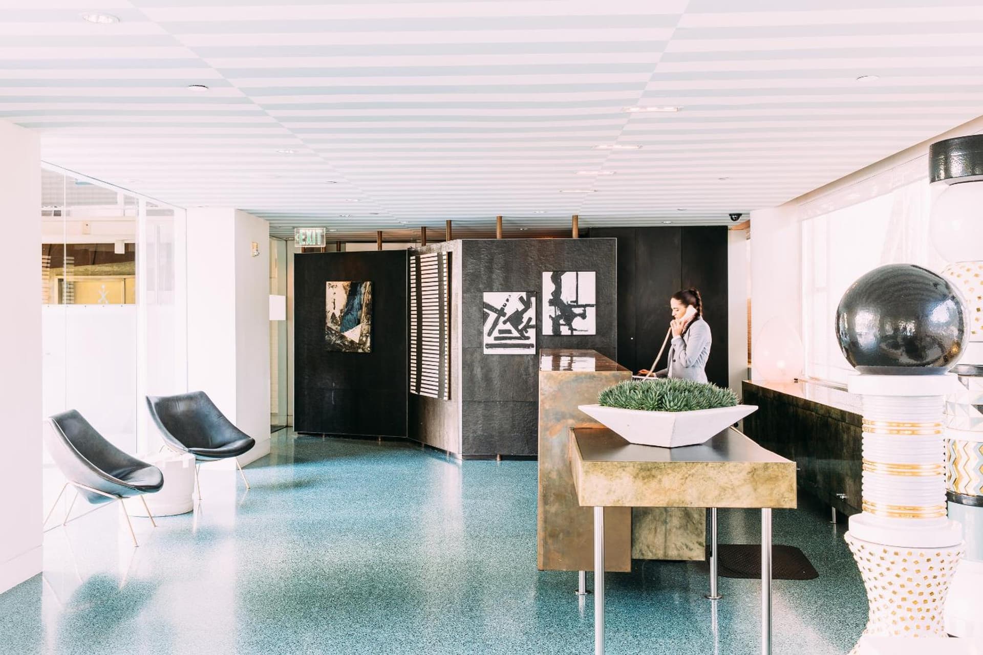 Avalon Hotel Beverly Hills, a Member of Design Hotels interior in Los Angeles, CA — gallery photo 2