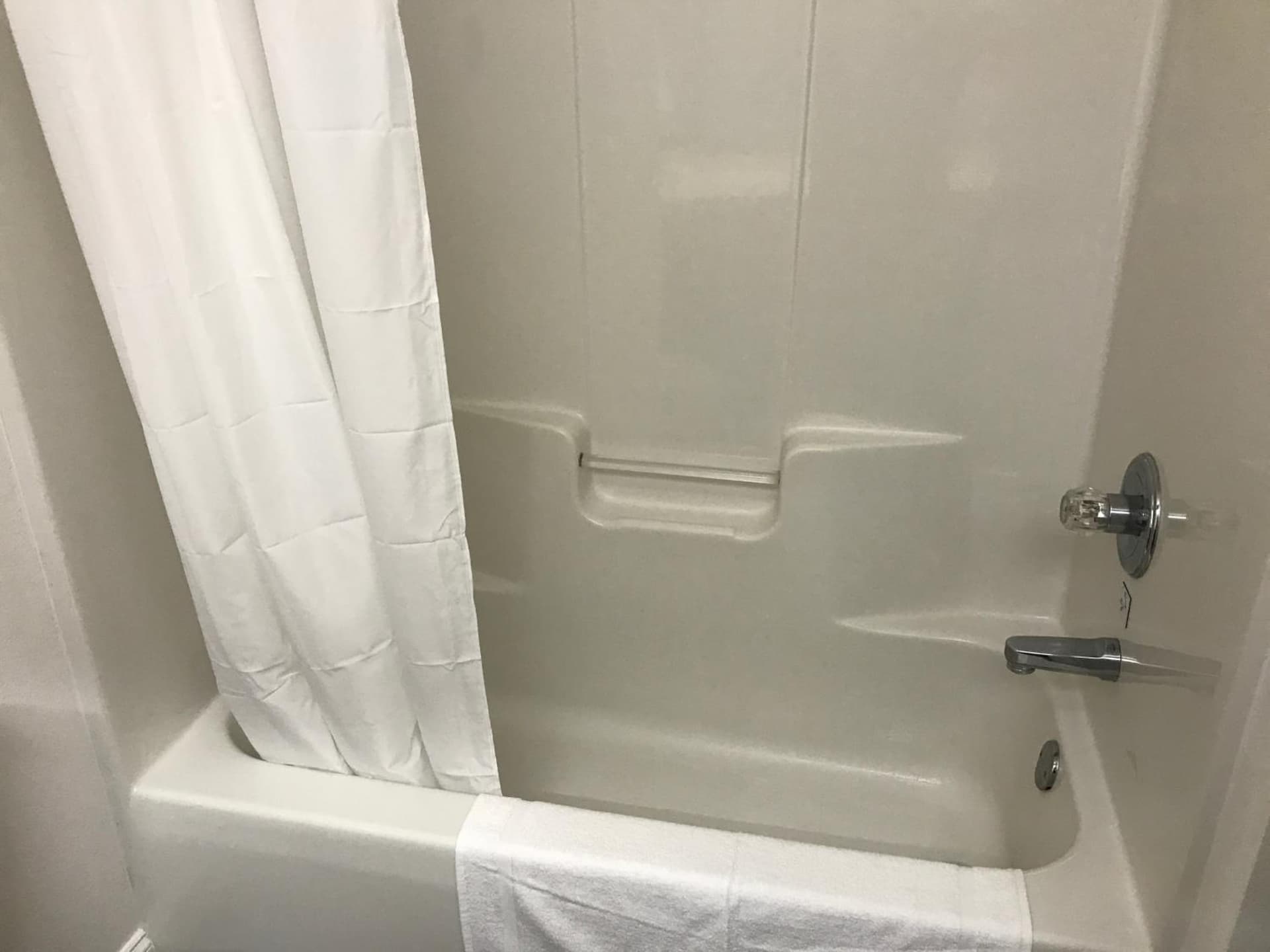 Hotel Pensacola gallery photo in Pensacola, FL — image 32