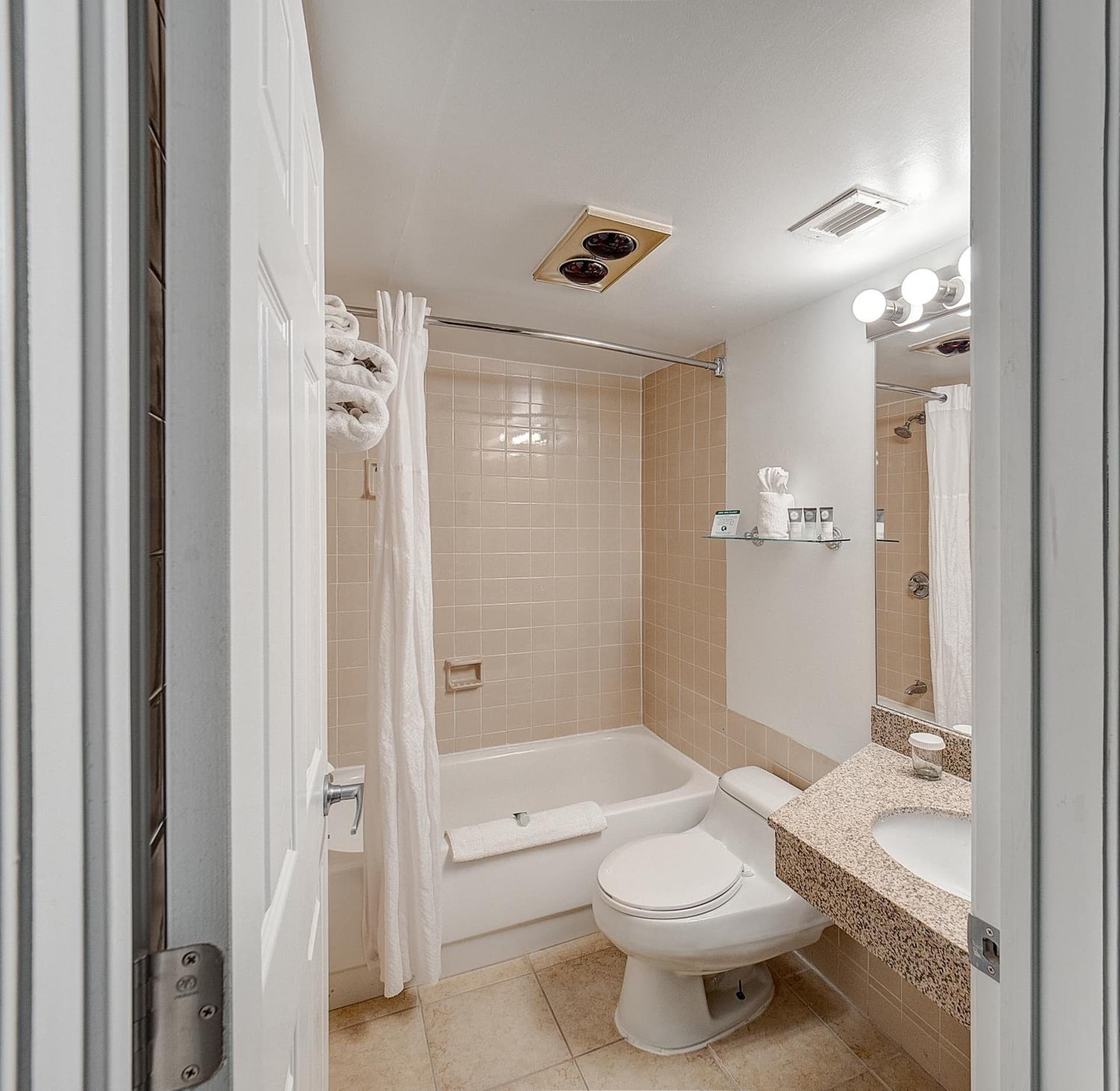 Red Lion Inn & Suites Urbana gallery photo in Champaign, IL — image 33