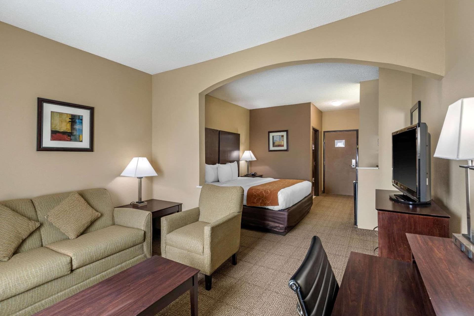 Comfort Suites The Colony - Plano West interior in The Colony, TX — gallery photo 2