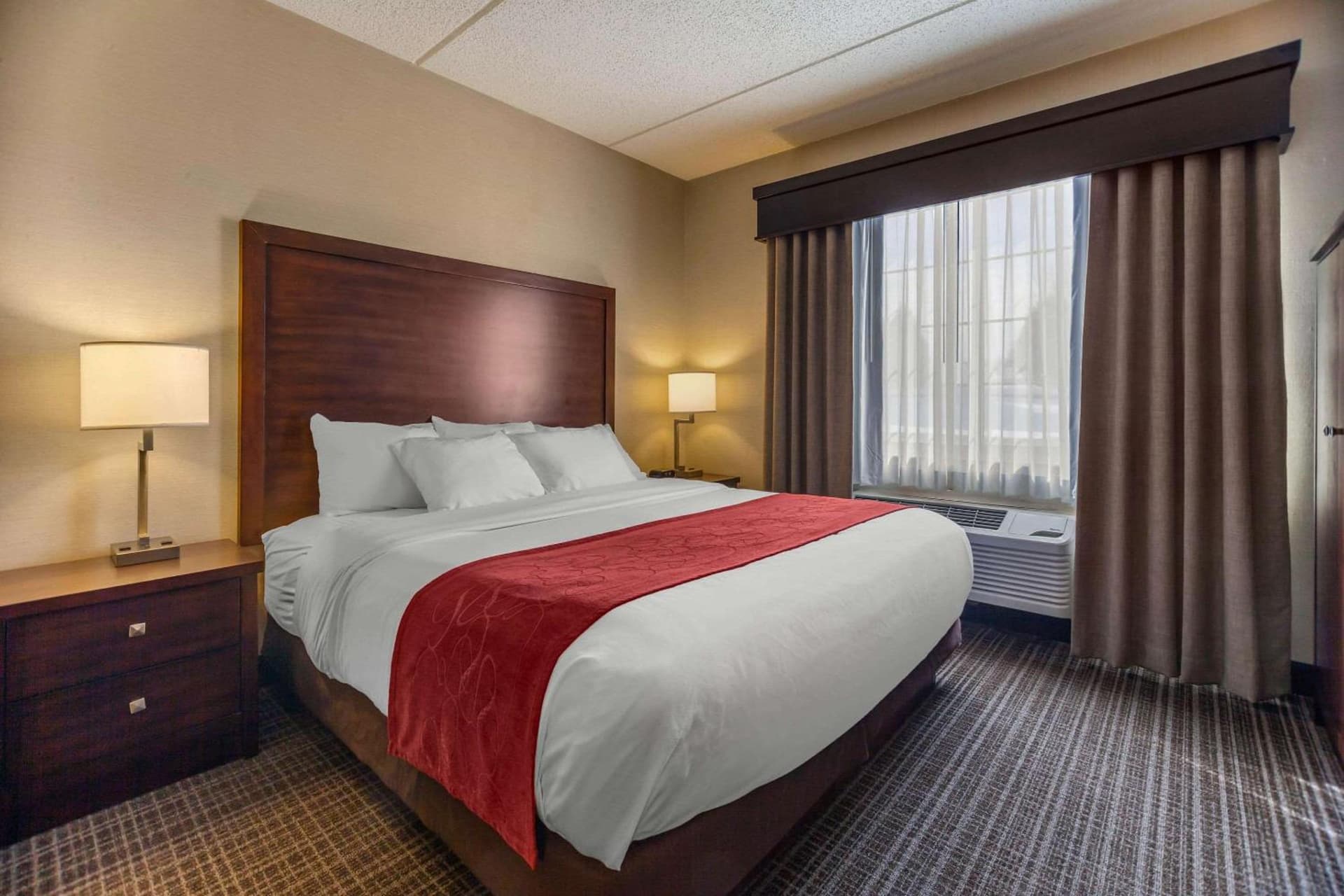 Comfort Suites Green Bay West gallery photo in Green Bay, WI — image 35