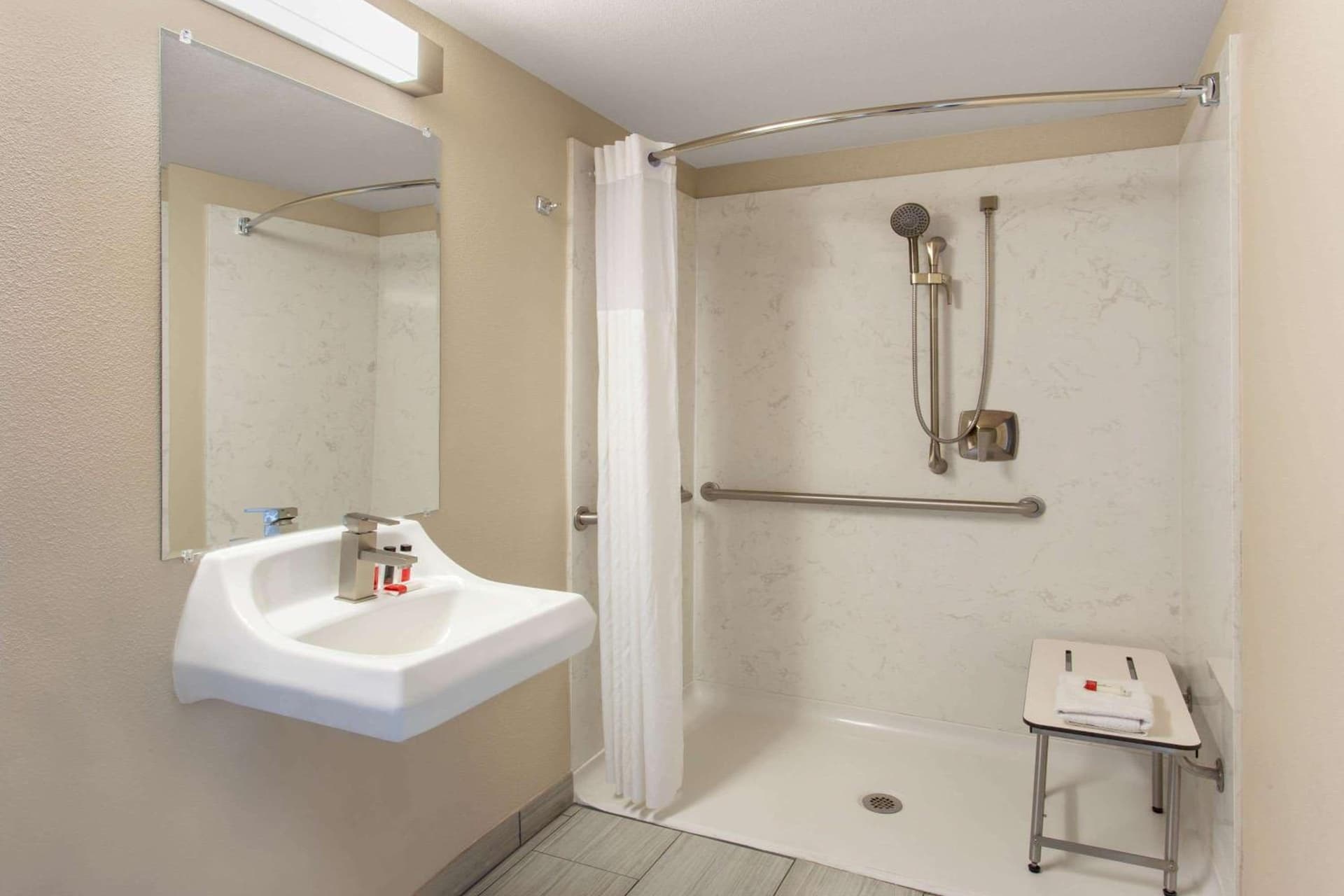 Days Inn Merced / Yosemite Area gallery photo in Merced, CA — image 15