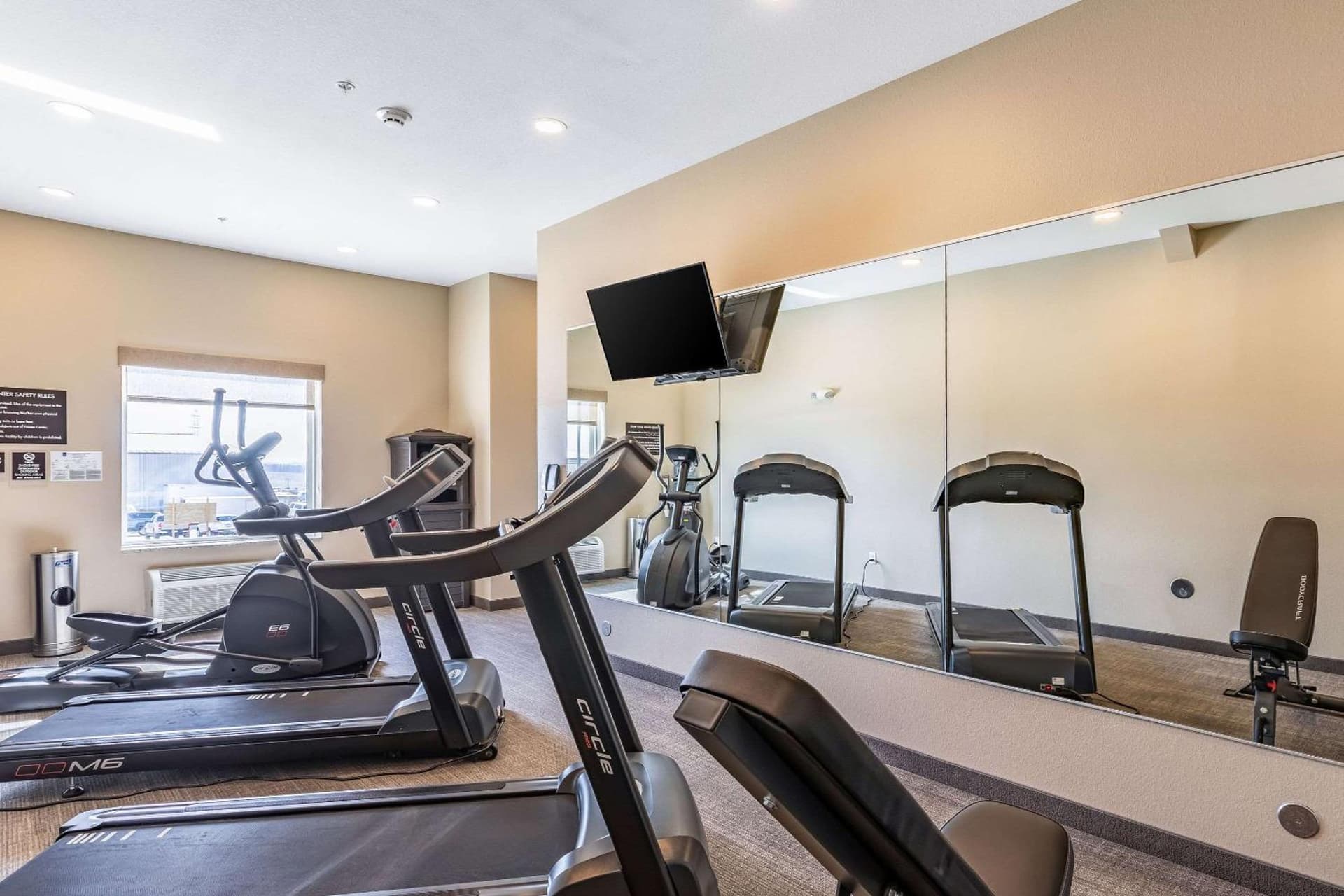Sleep Inn & Suites Mt Hope near Auction & Event Center gallery photo in Millersburg, OH — image 30