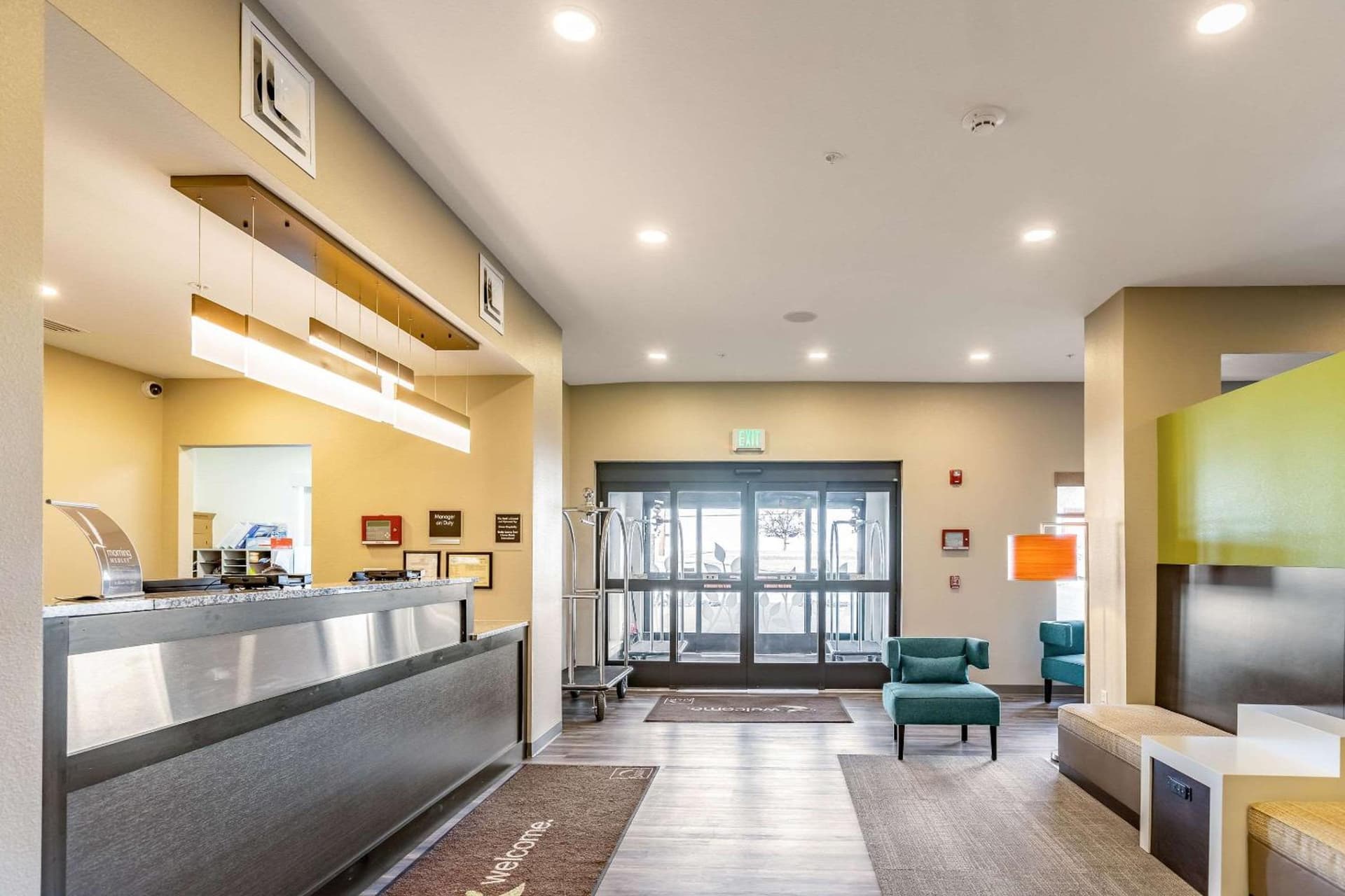 Sleep Inn & Suites Mt Hope near Auction & Event Center gallery photo in Millersburg, OH — image 35
