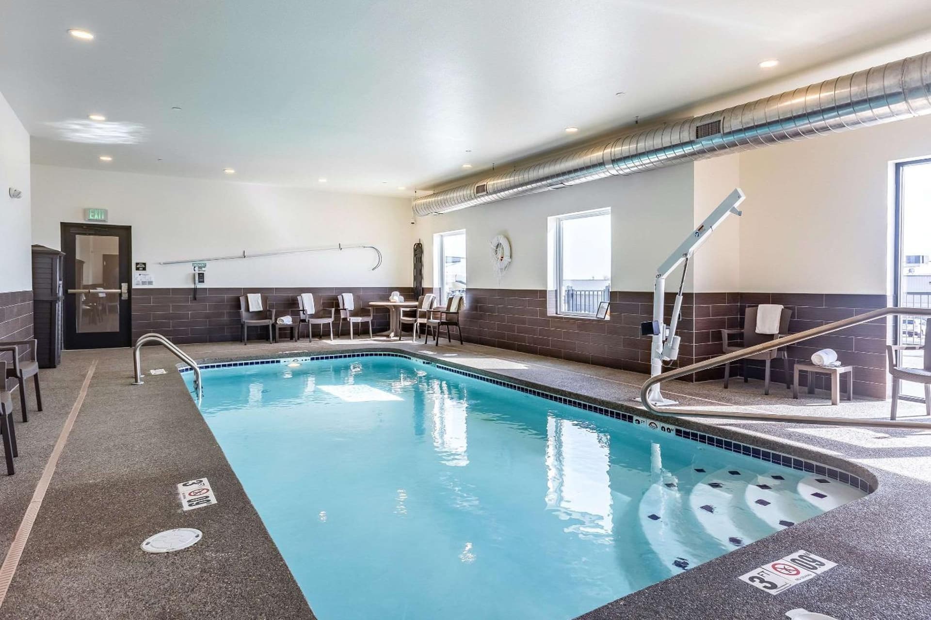Sleep Inn & Suites Mt Hope near Auction & Event Center gallery photo in Millersburg, OH — image 29